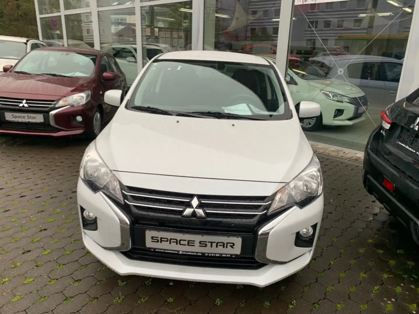 Mitsubishi Space Star Select+ 1.2 MIVEC, weiß 5-Gang Weiß - 2