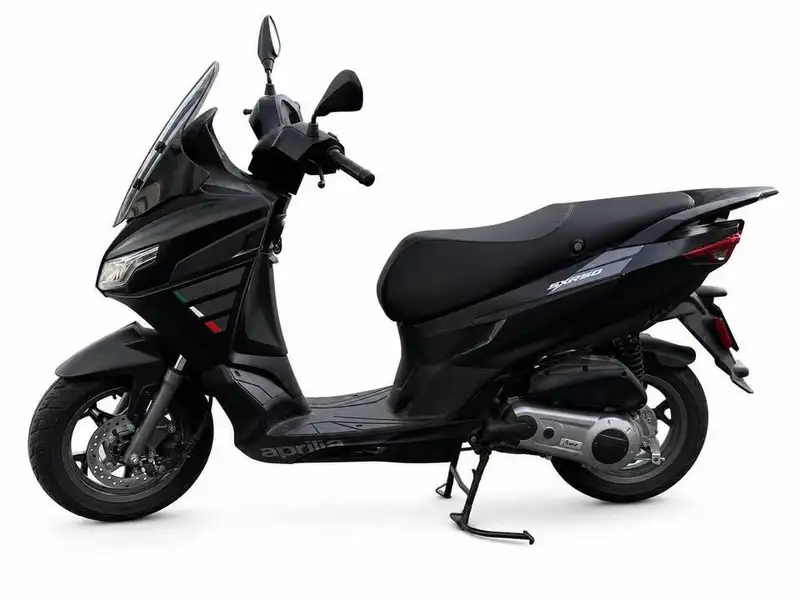 Aprilia SXR 50 - foto 2
