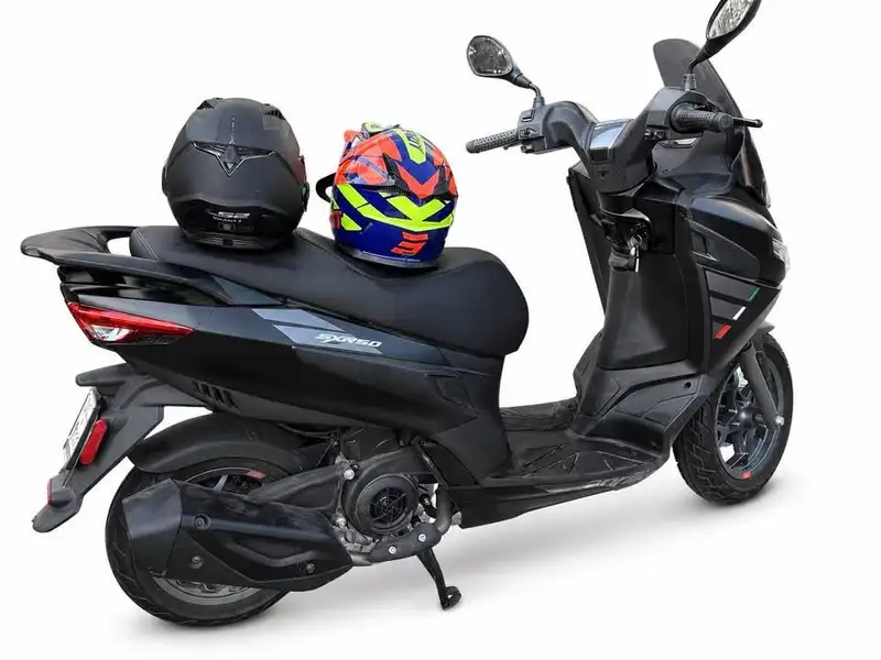 Aprilia SXR 50 - foto 3