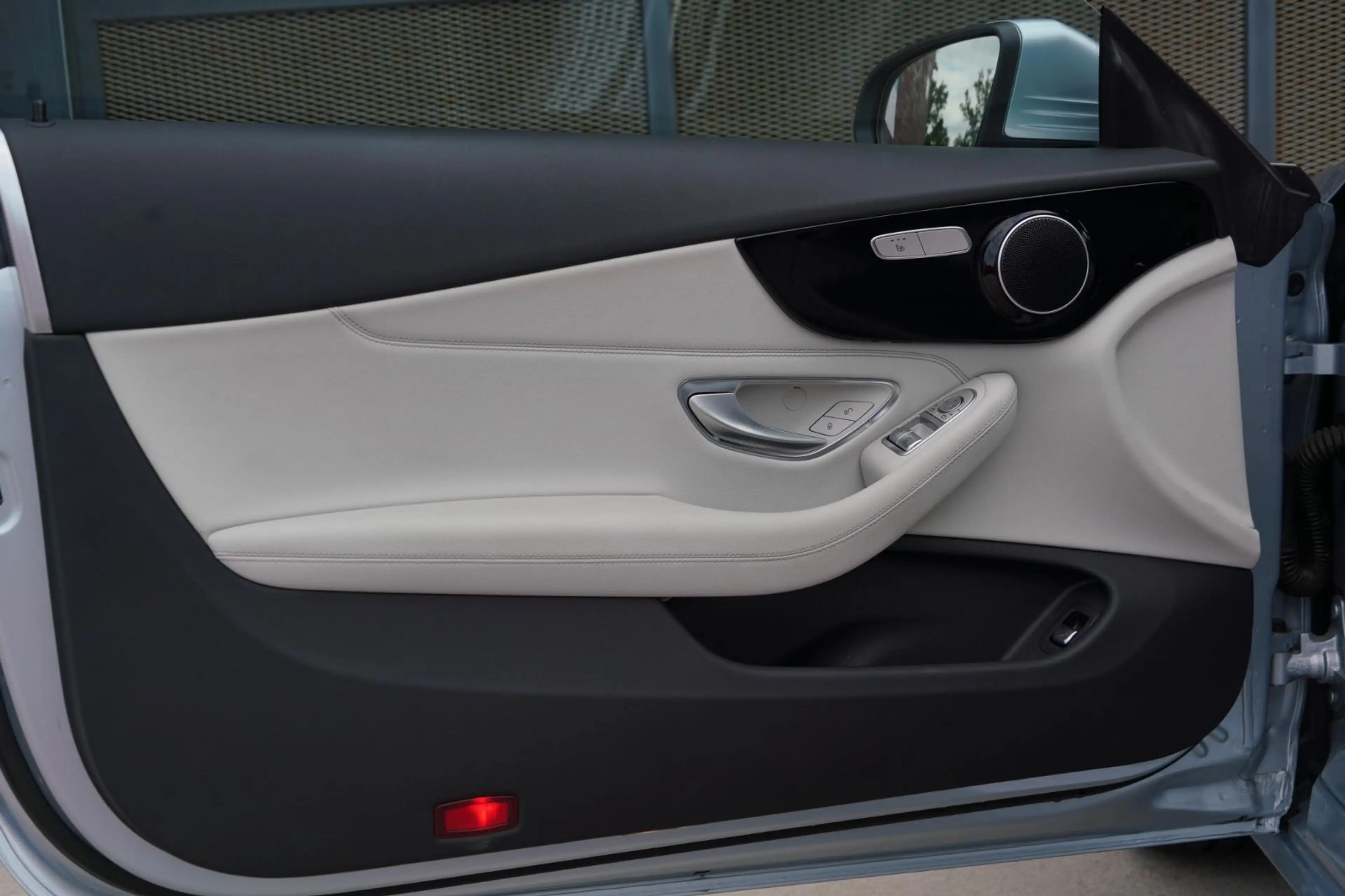 Mercedes-Benz C 300 Coupe 21000km Neuwertig Leder — photo 14