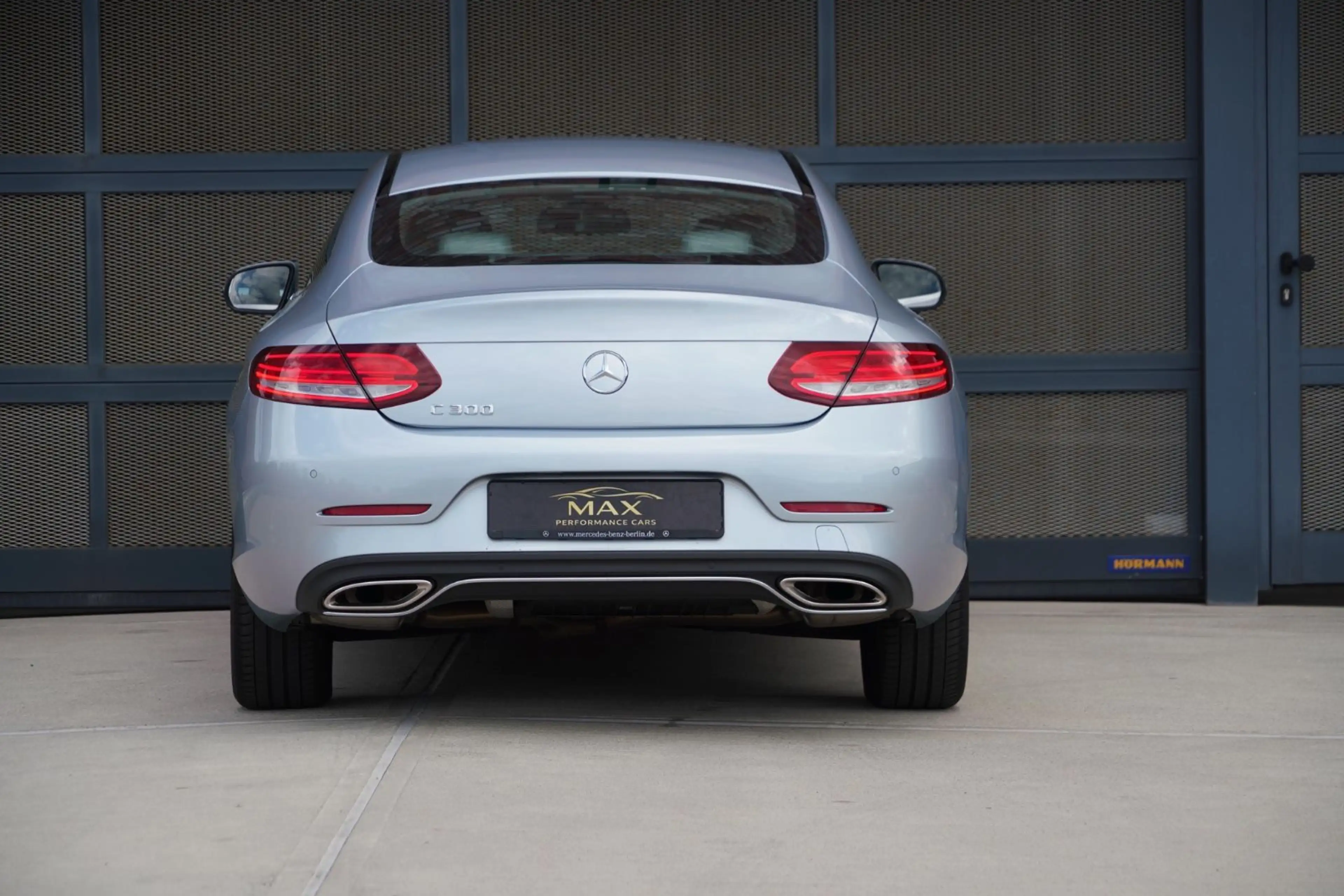 Mercedes-Benz C 300 Coupe 21000km Neuwertig Leder — photo 6