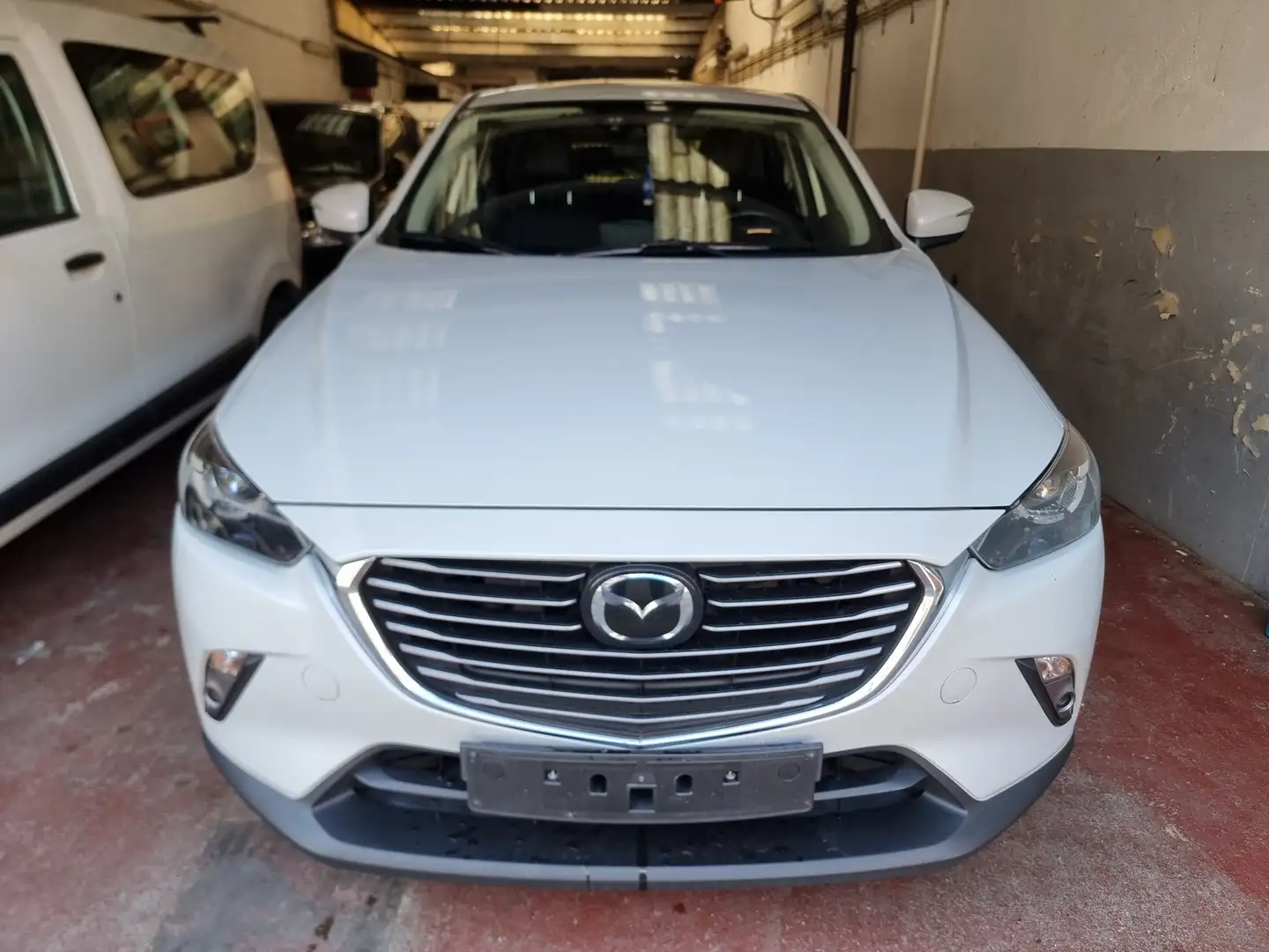 Mazda CX-3 SKYACTIV-D 105 AWD Sports-Line Argent - 1