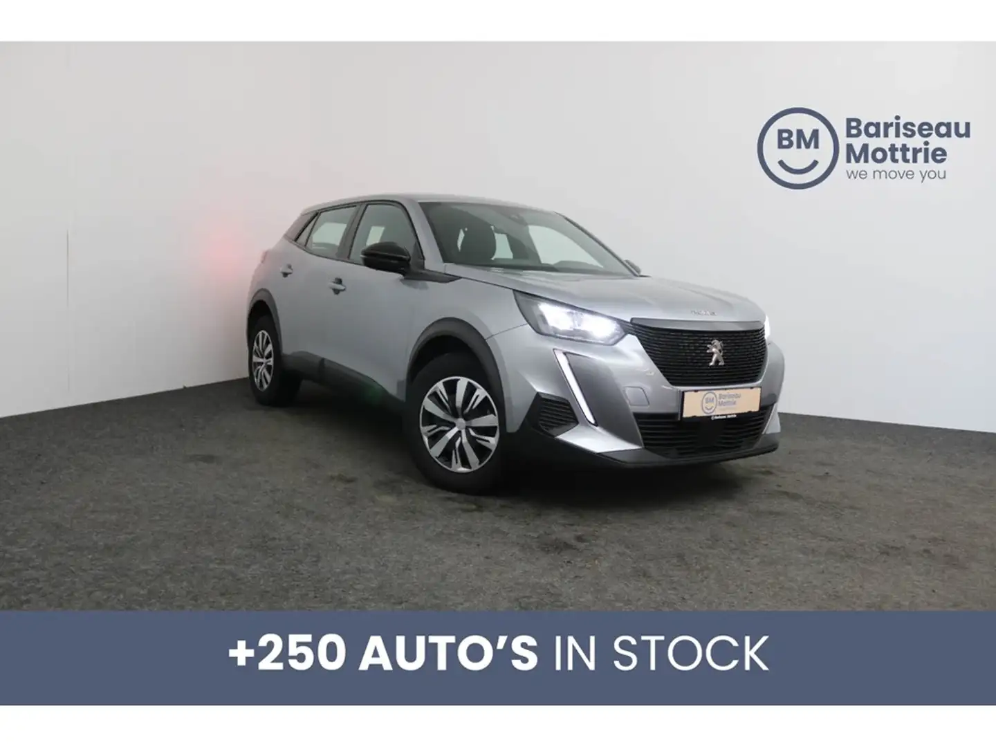 Peugeot 2008 1.2 BENZINE *DAB*GPS*KLIMAATREGELING*CARPLAY*CAMER Grijs - 1