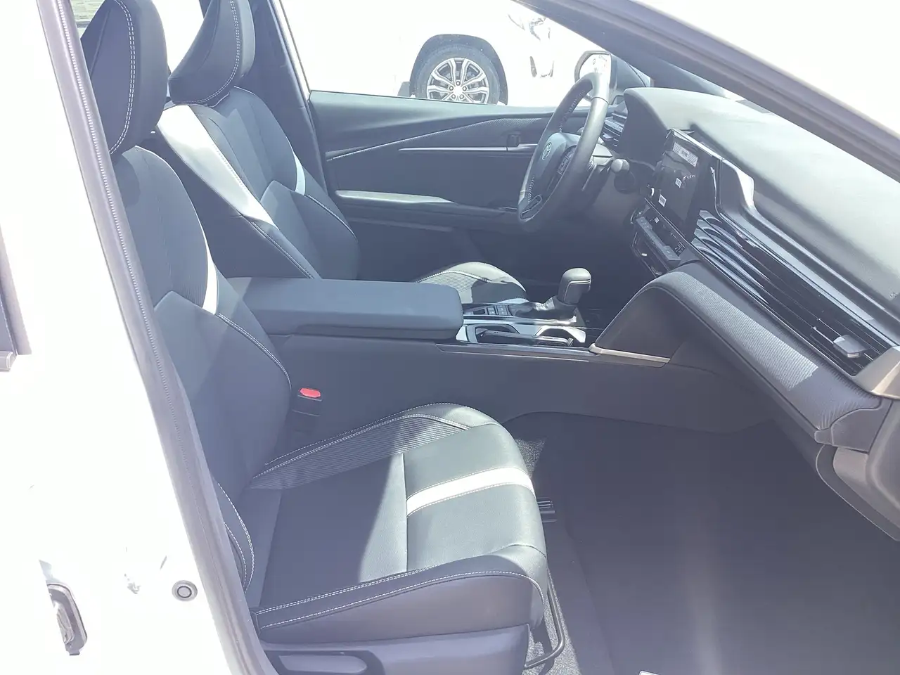 Toyota Camry снимка Toyota Camry