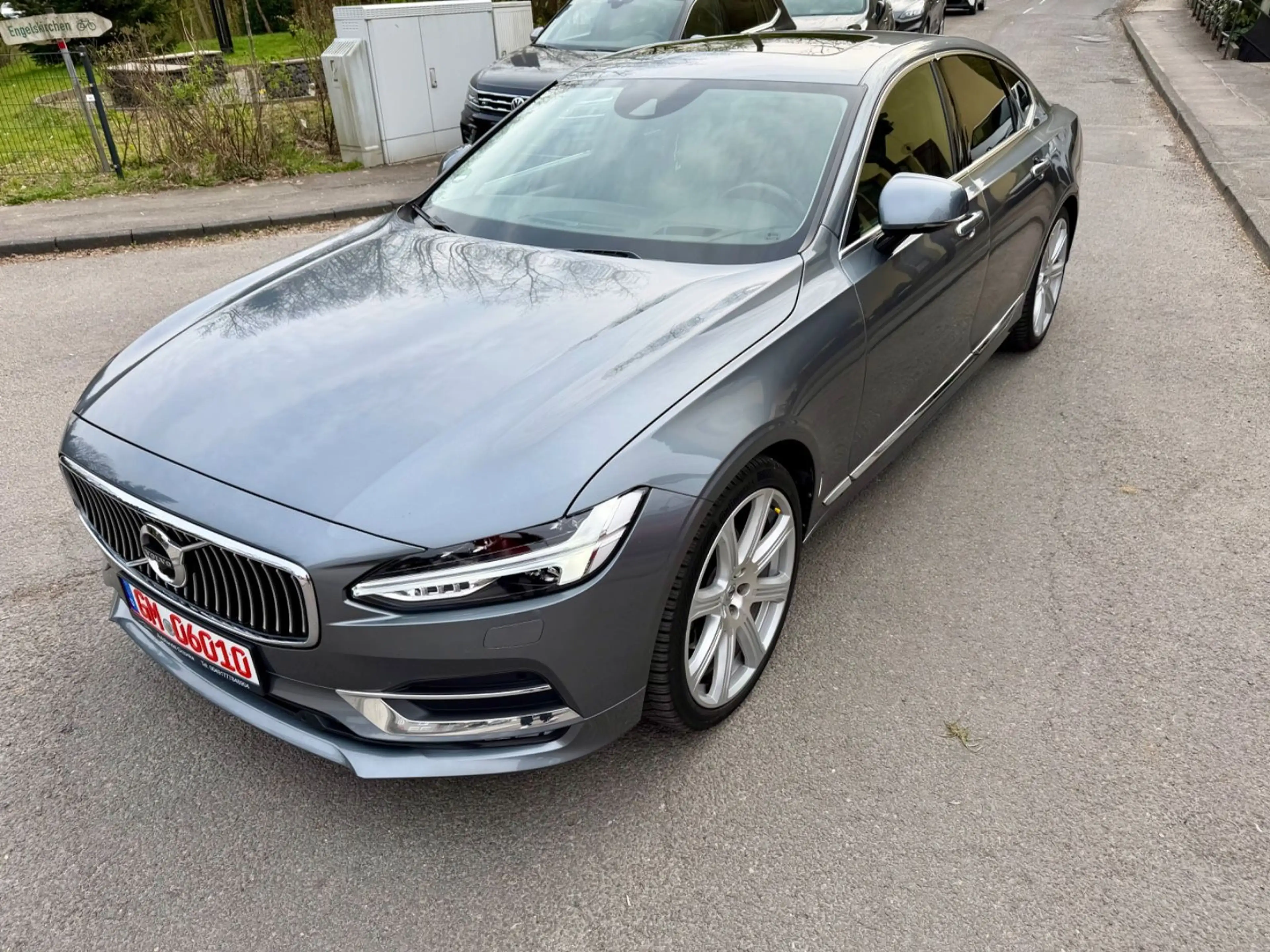 Volvo S90 Lim.Aut. Inscription AWD Voll!!!20ZollMatrix — photo 3