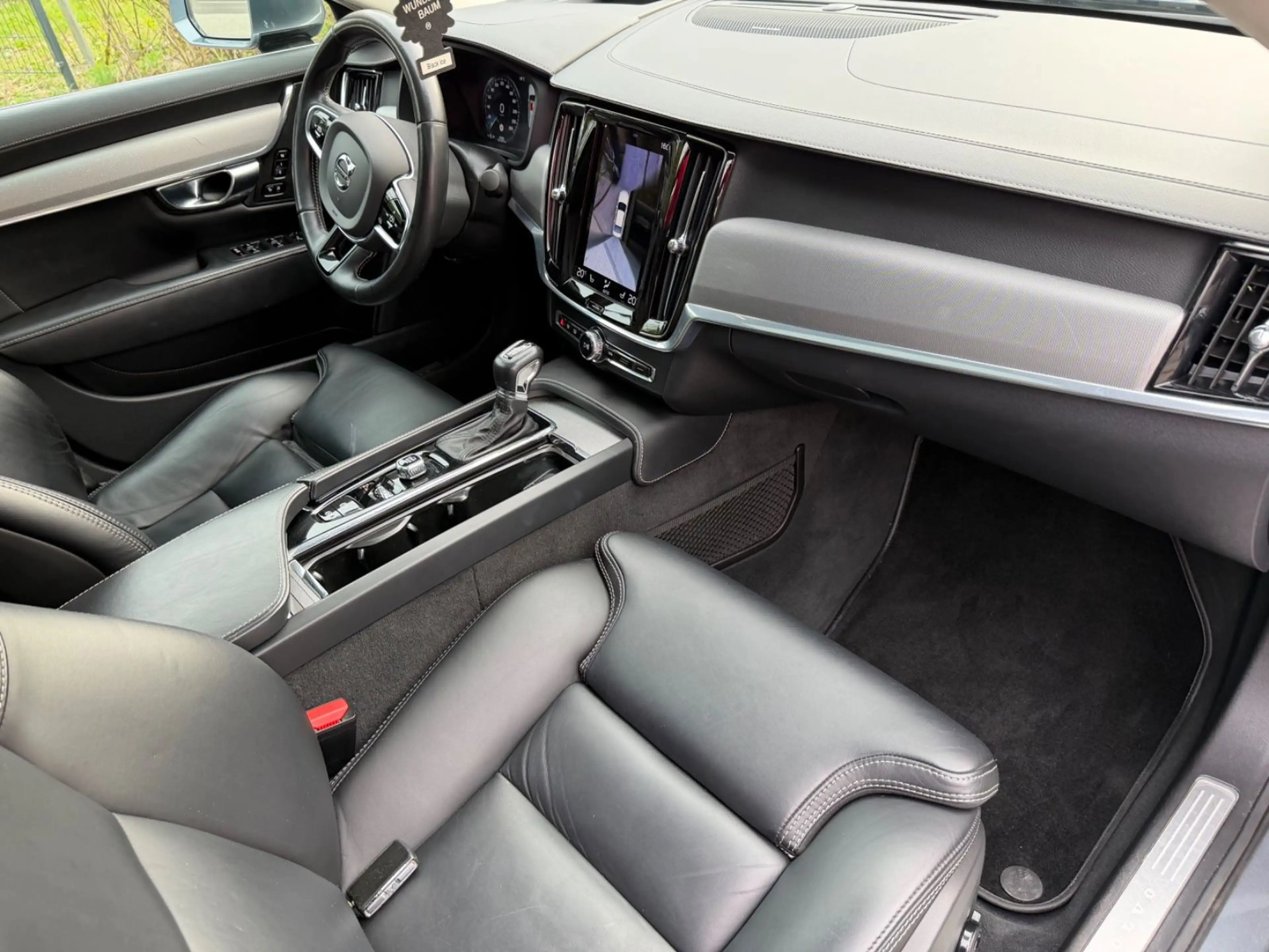 Volvo S90 Lim.Aut. Inscription AWD Voll!!!20ZollMatrix — photo 17