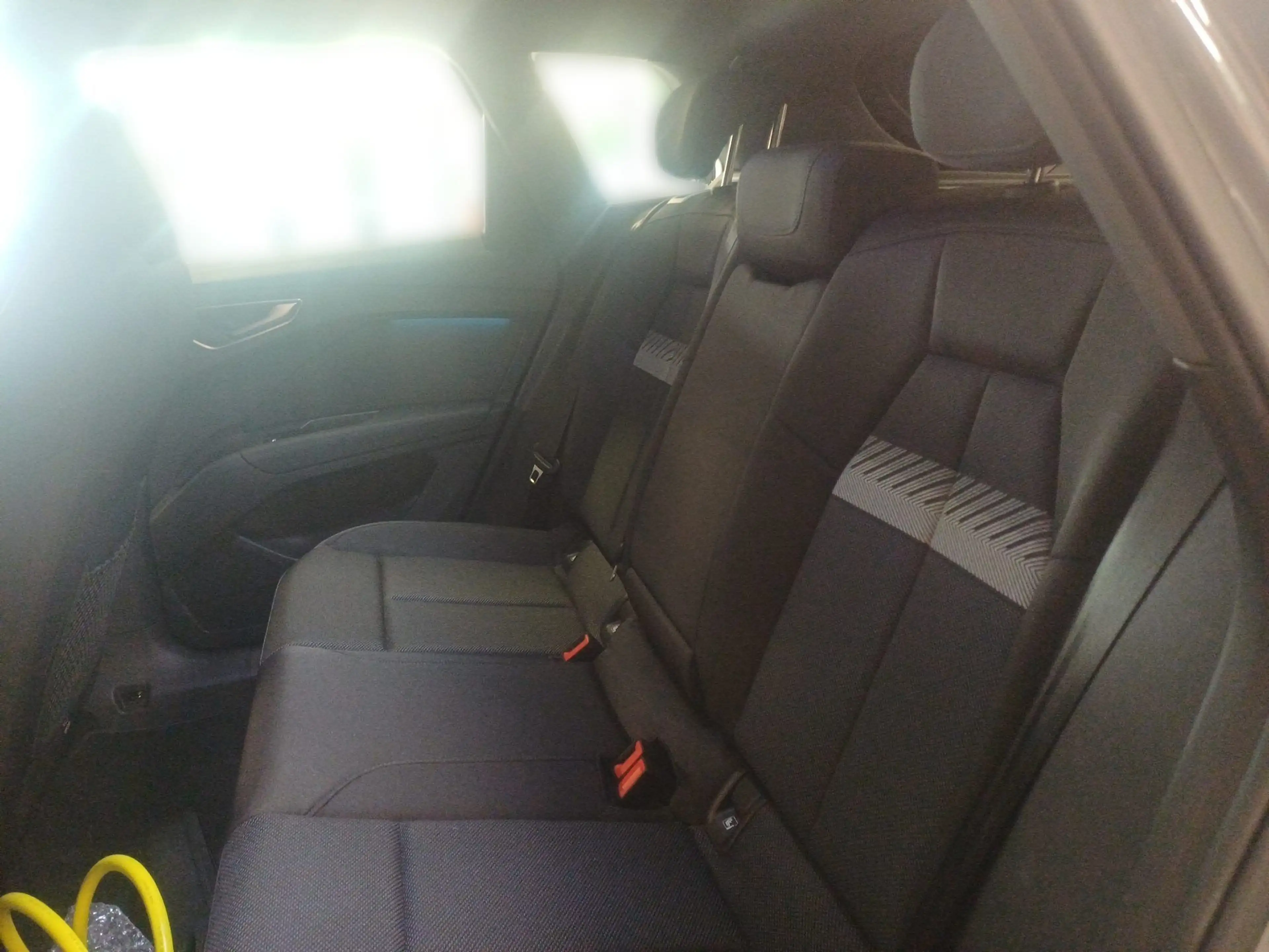 Audi Q4 e-tron Q4 SUV e-tron performance 210 kW HeadUp — photo 11