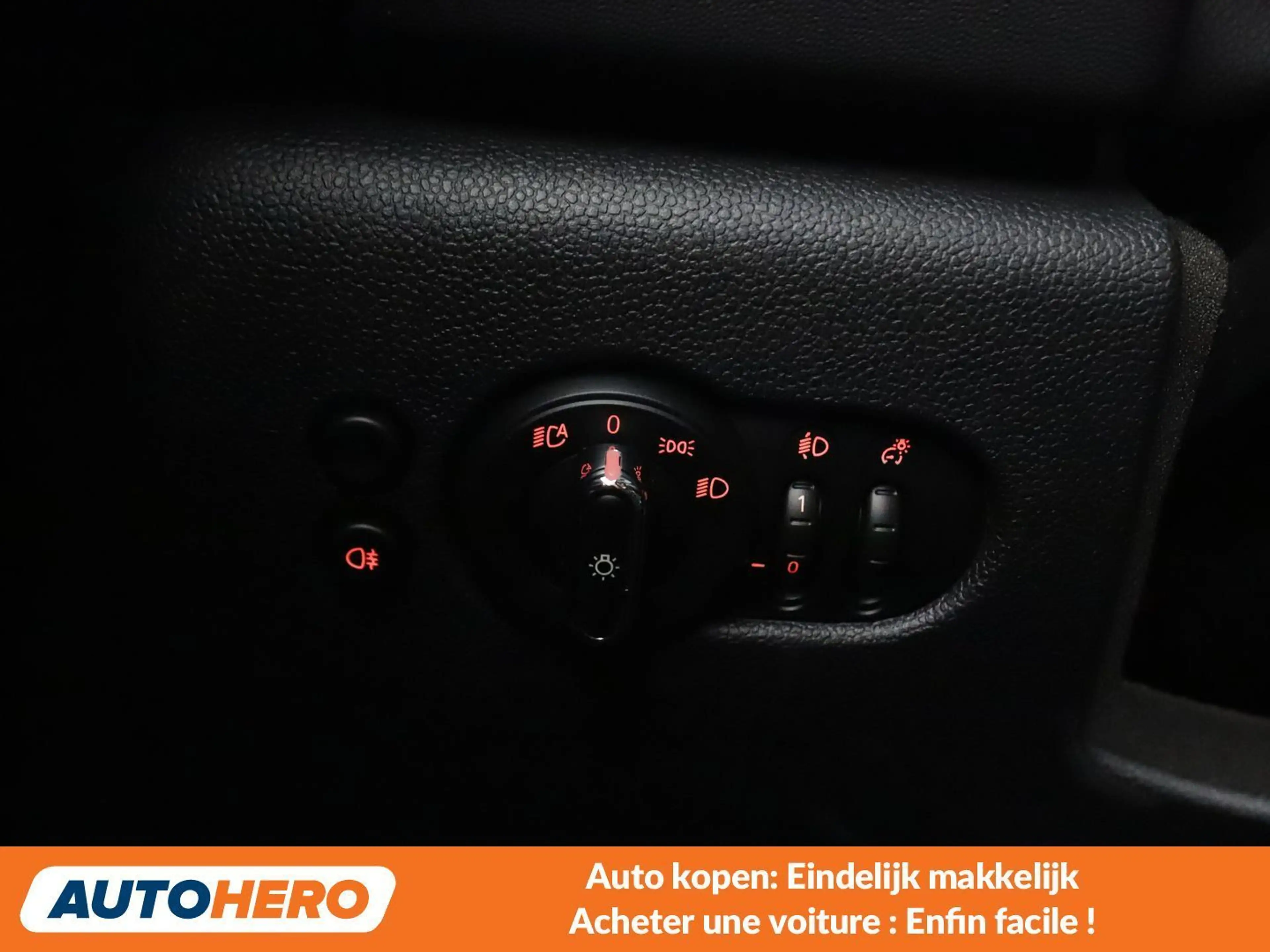 MINI Cooper SE Cooper SE Classic Trim — photo 13