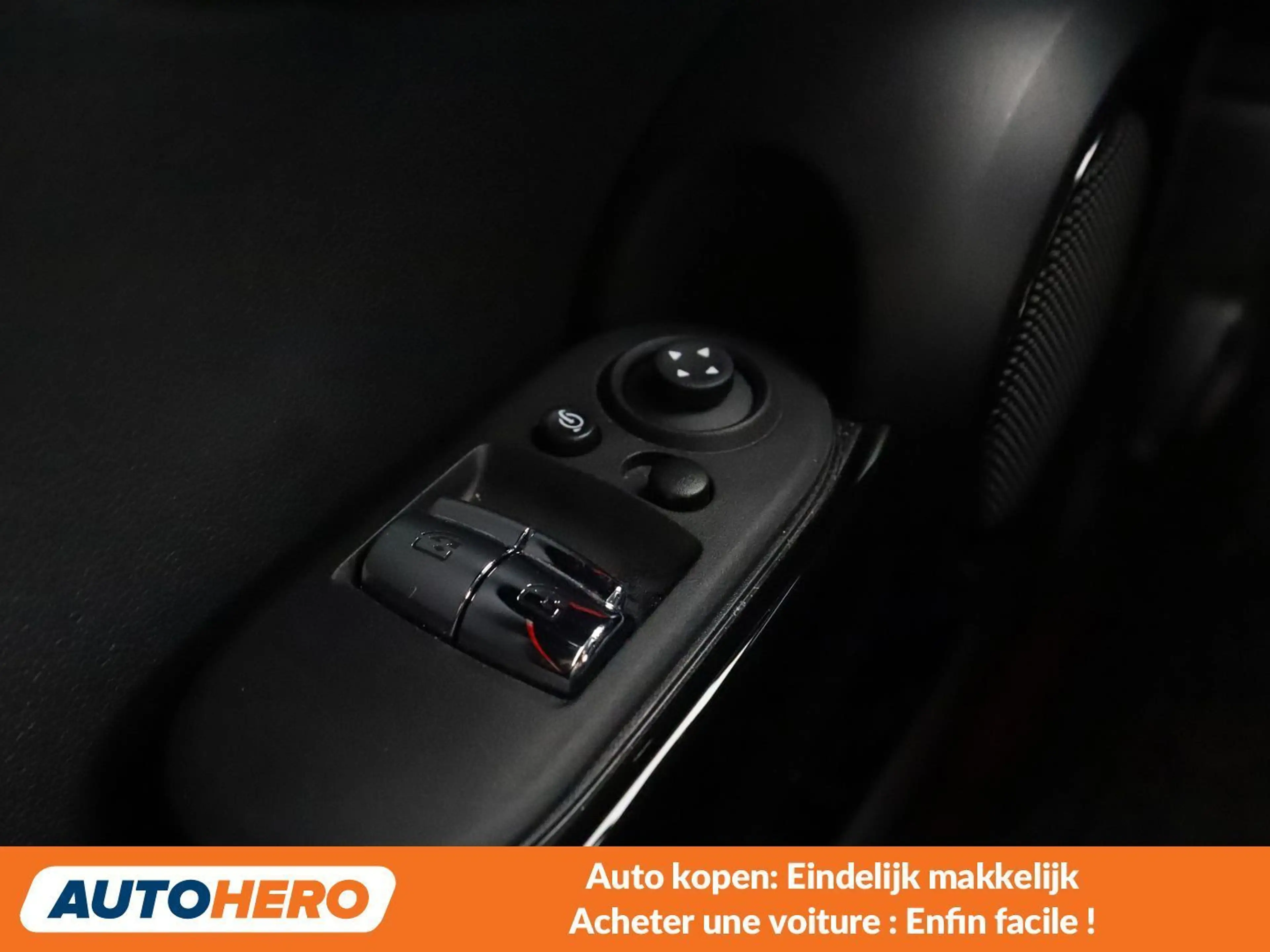 MINI Cooper SE Cooper SE Classic Trim — photo 15