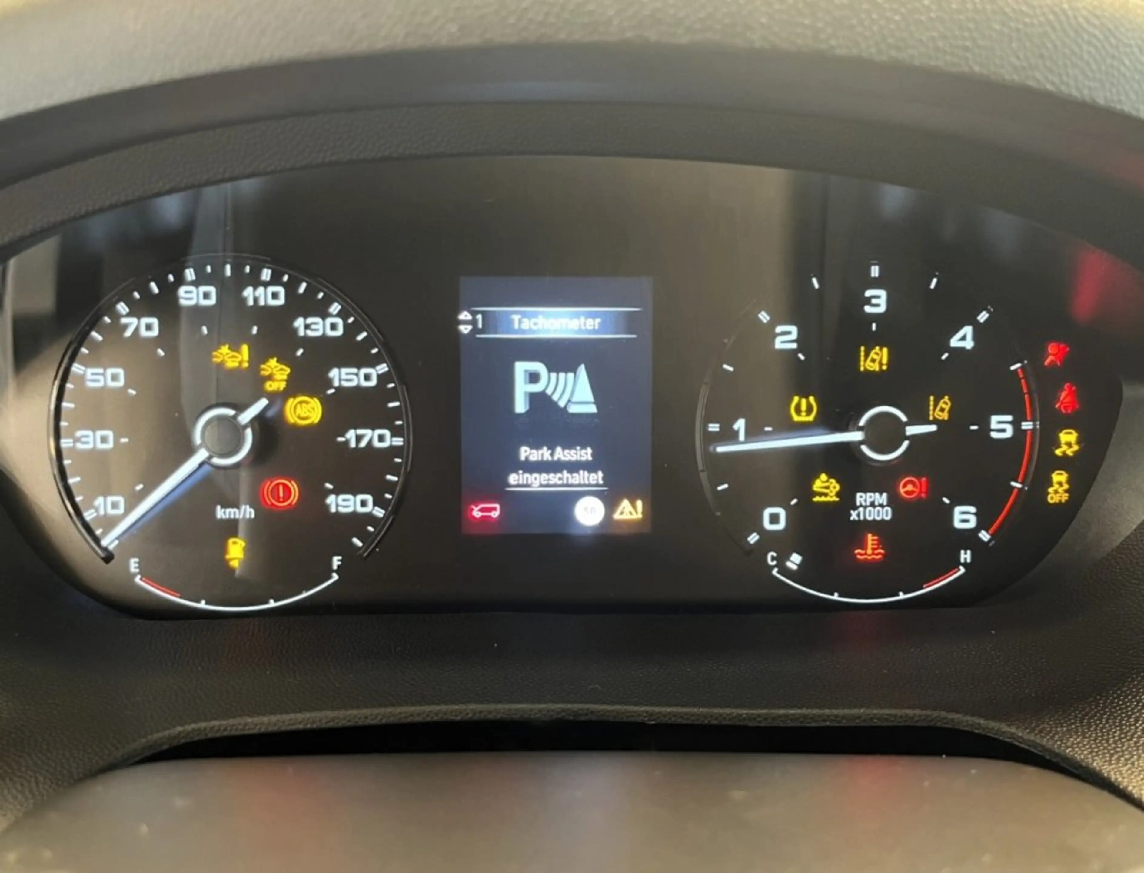Peugeot Boxer KW L2H1 BHDI 140 — photo 10