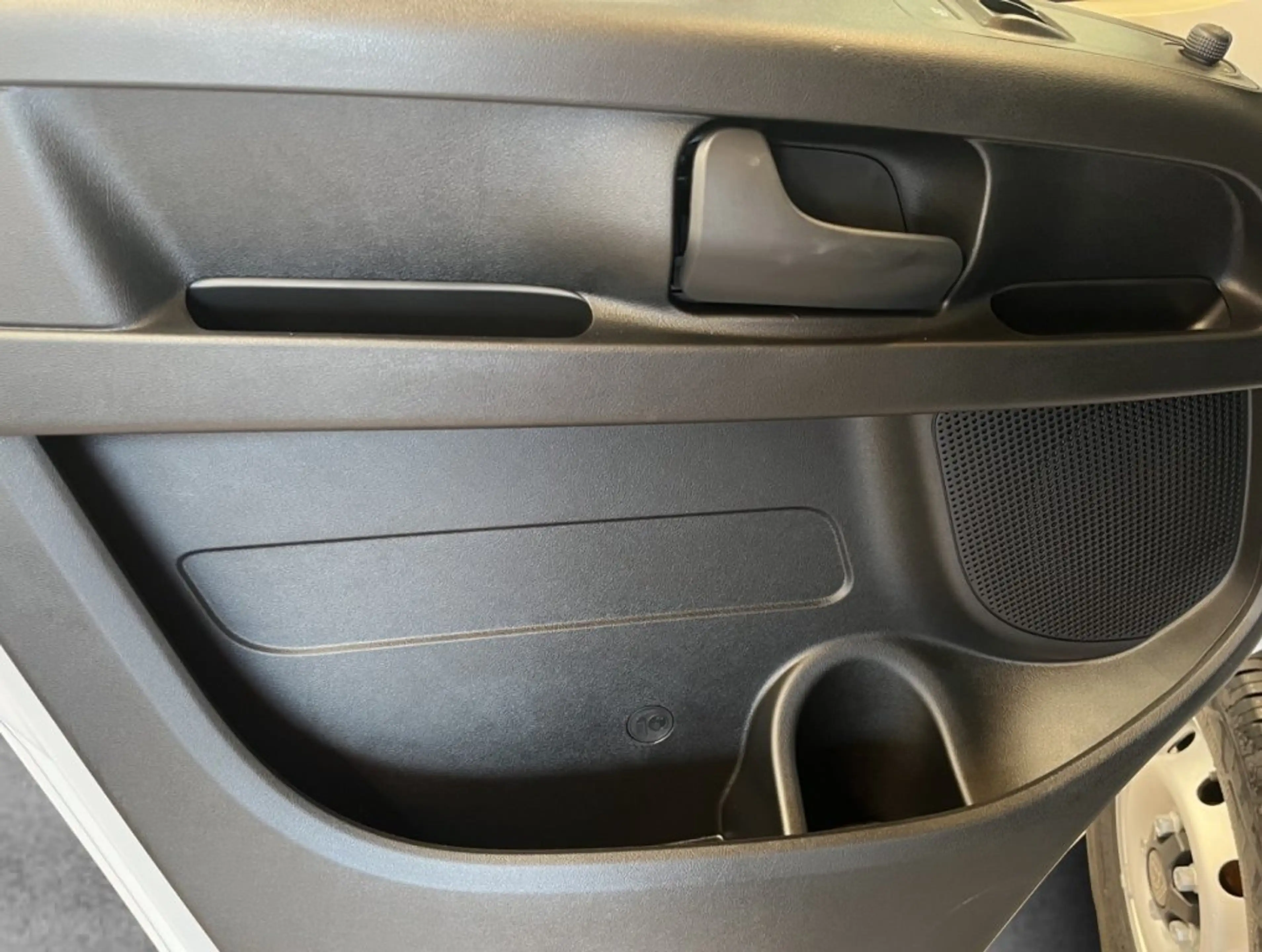 Peugeot Boxer KW L2H1 BHDI 140 — photo 11