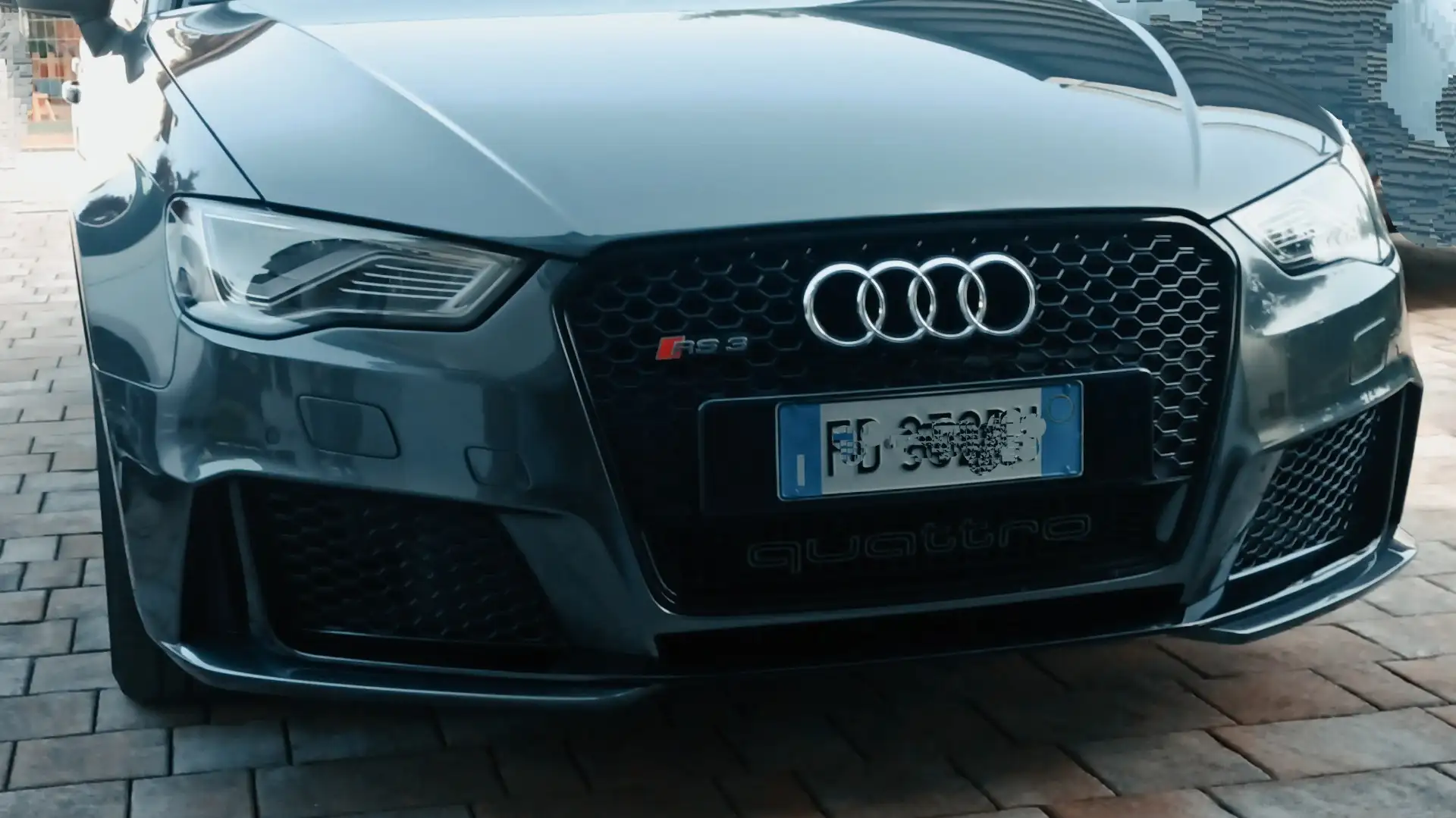 Audi RS3 Sportback 2.5 tfsi quattro s-tronic - 1
