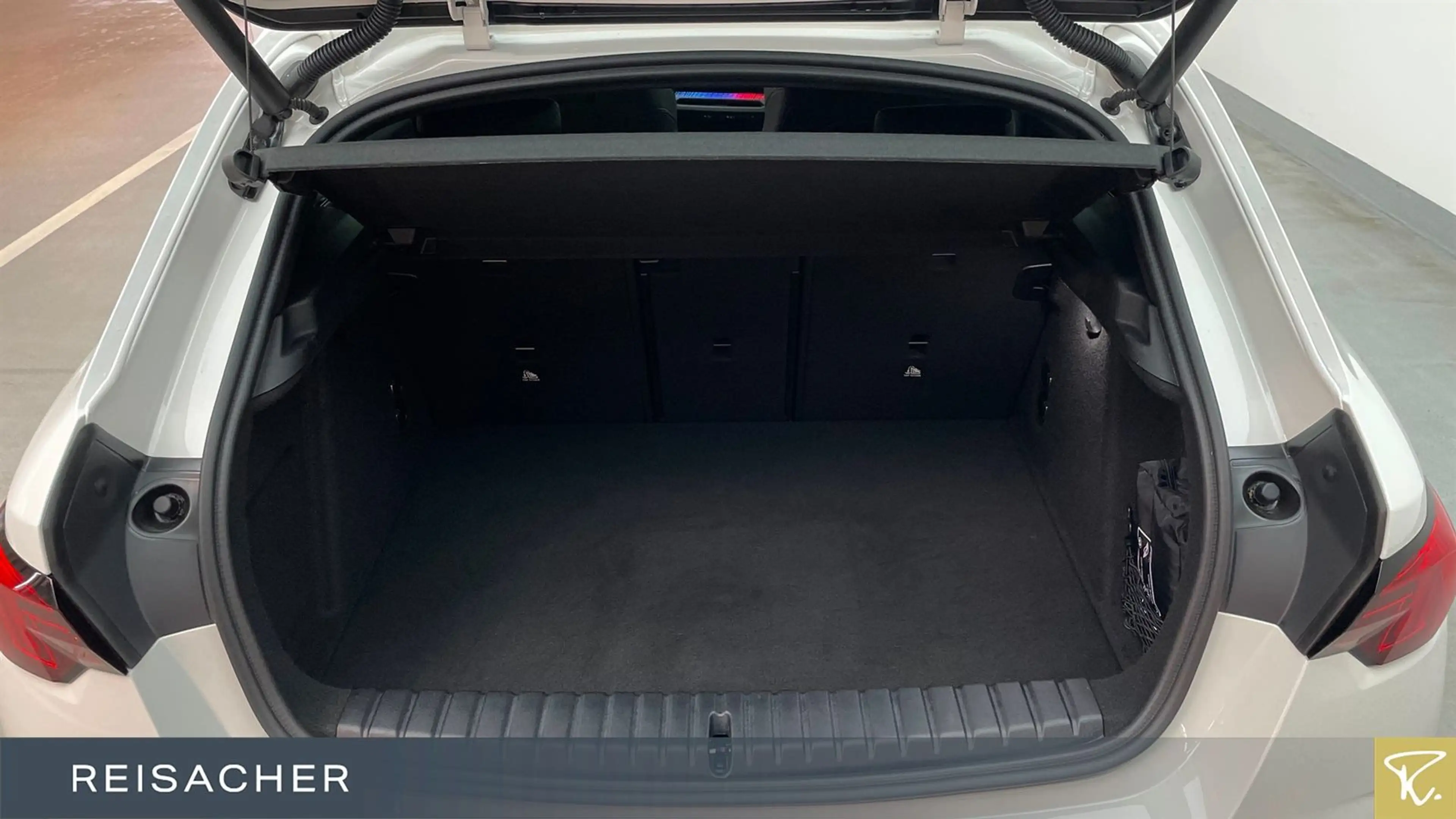 BMW 135 A xDrive DAProf,Autom — photo 10