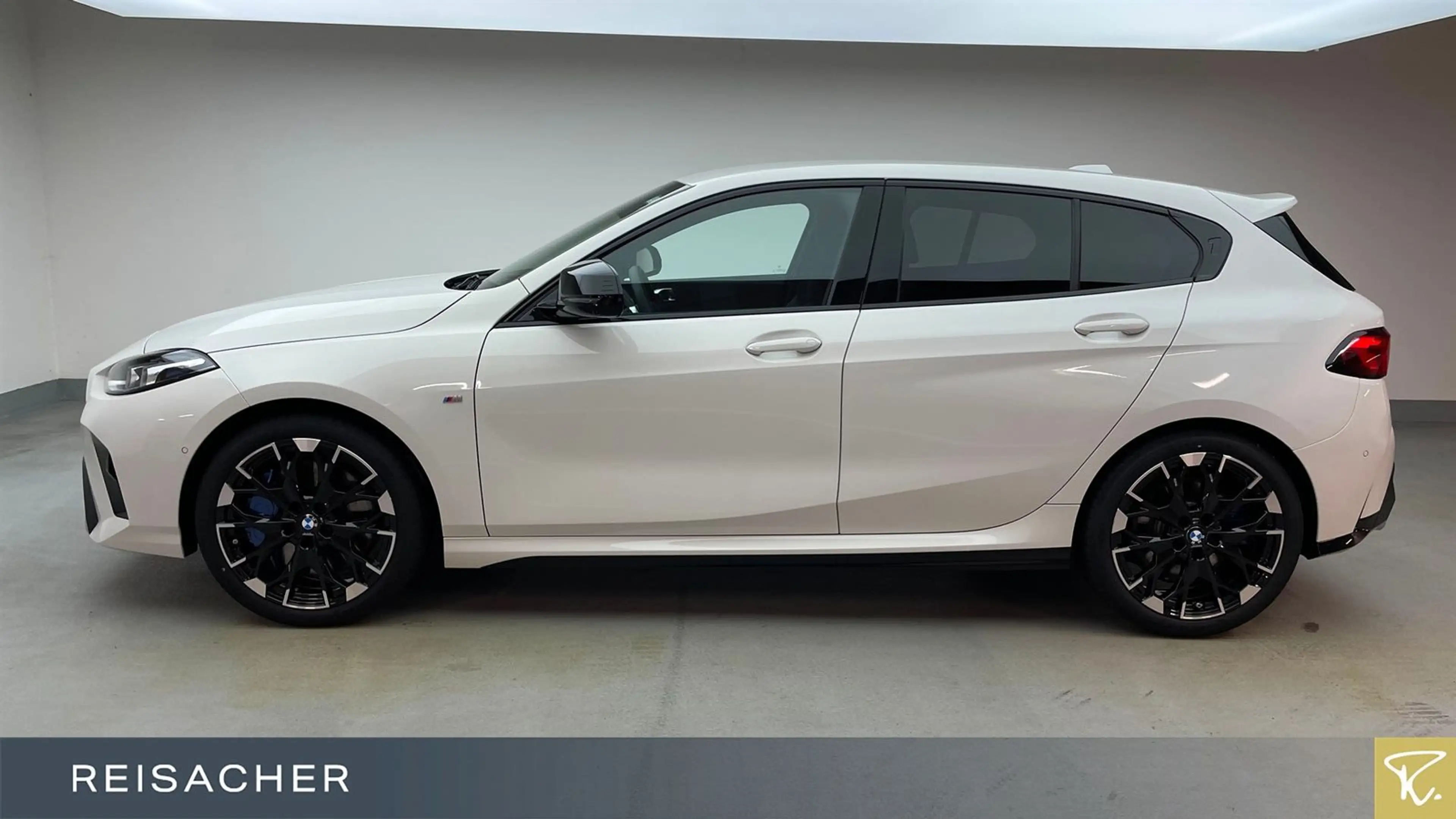 BMW 135 A xDrive DAProf,Autom — photo 9