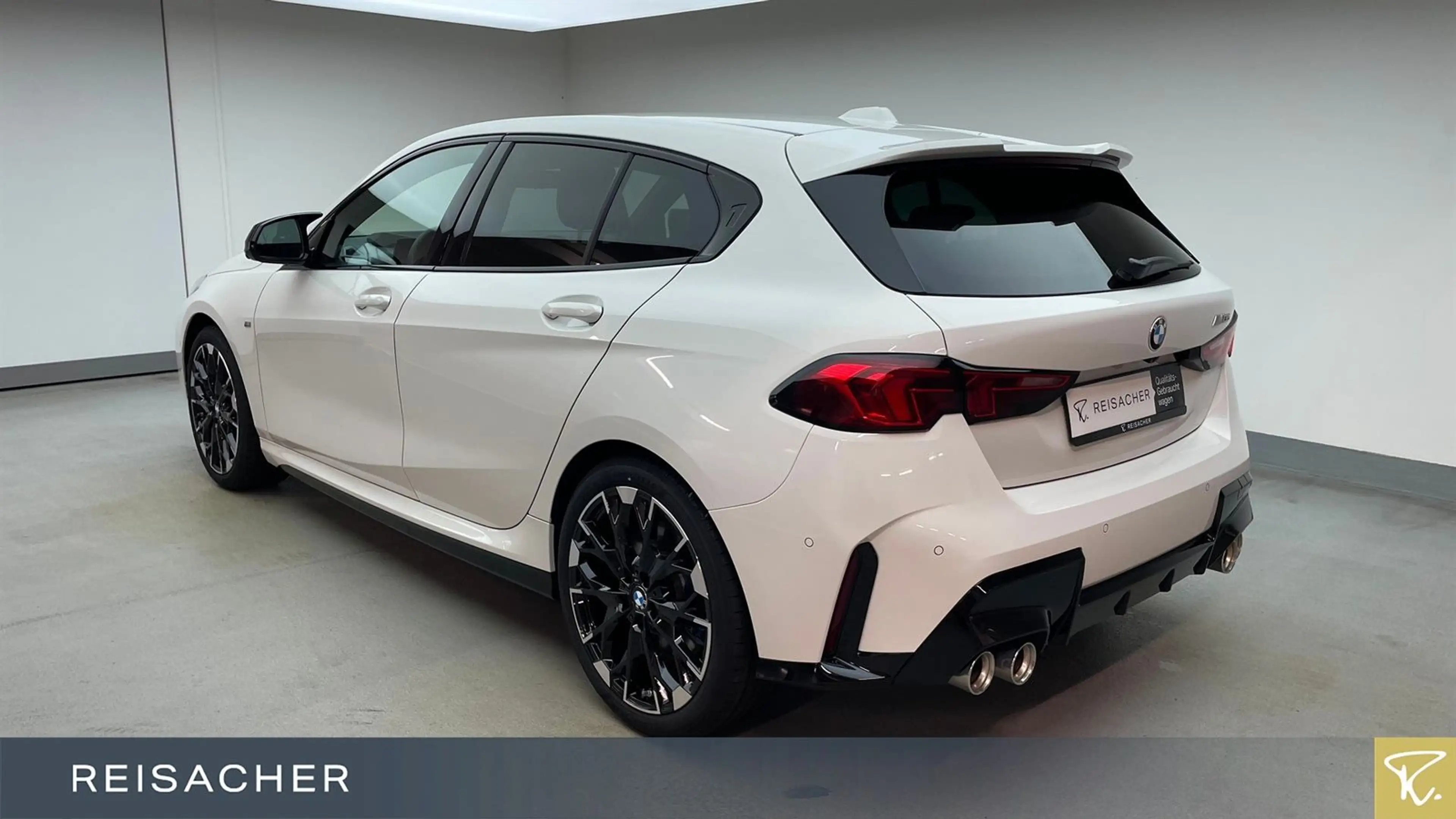 BMW 135 A xDrive DAProf,Autom — photo 2
