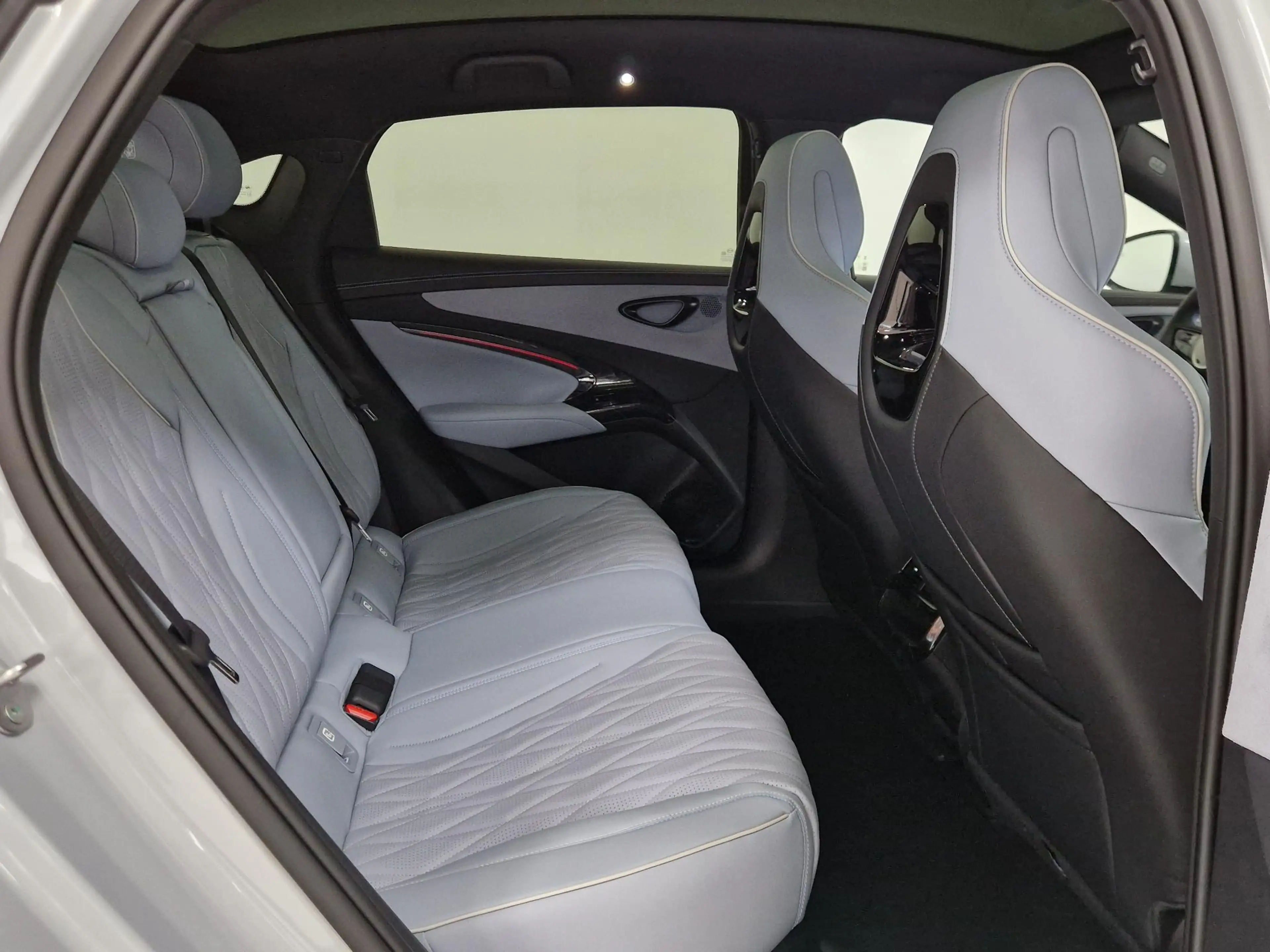 BYD Seal Excellence AWD 82.5 kWh Modeljaar 2026 Uniek! — photo 12