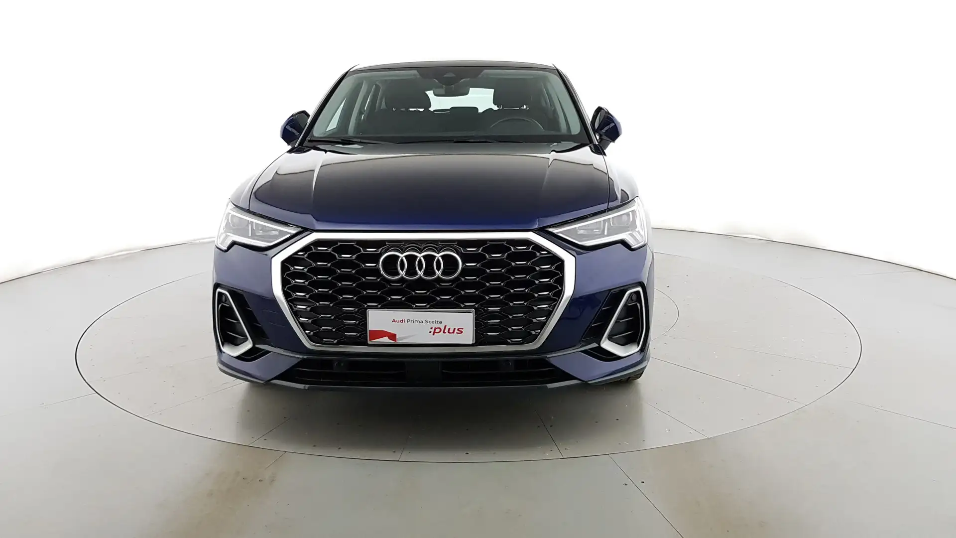 Audi Q3 Sportback 35 2.0 tdi S line edition s-tronic Blauw - 2