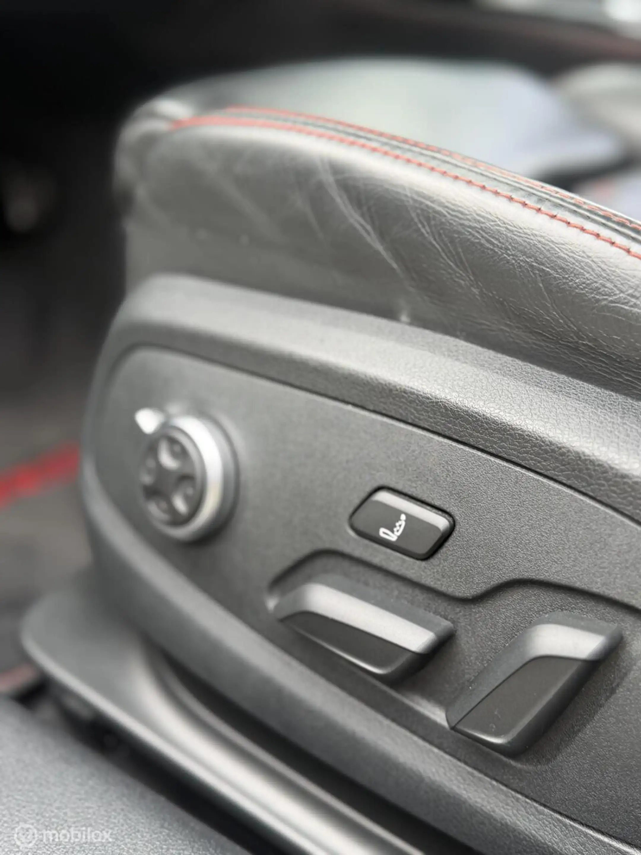 Audi RS4 ABT-S 2.9 Quattro PANO HUD B&O 360* CERAMIC 530PK — photo 22