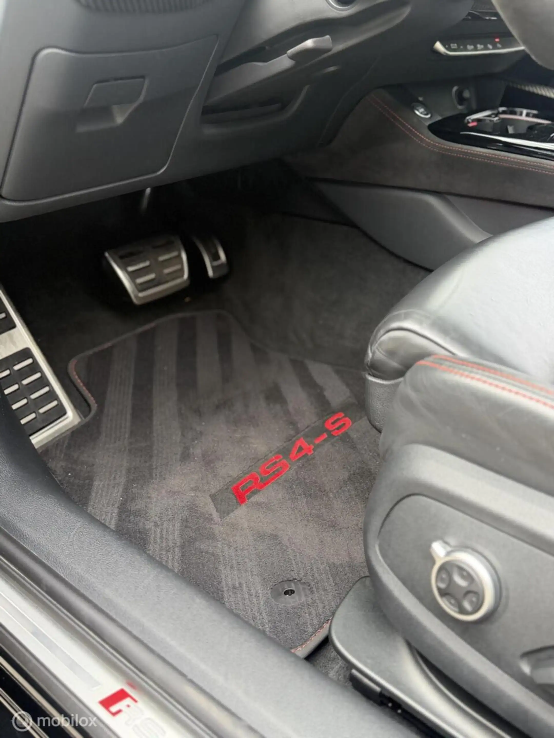 Audi RS4 ABT-S 2.9 Quattro PANO HUD B&O 360* CERAMIC 530PK — photo 36