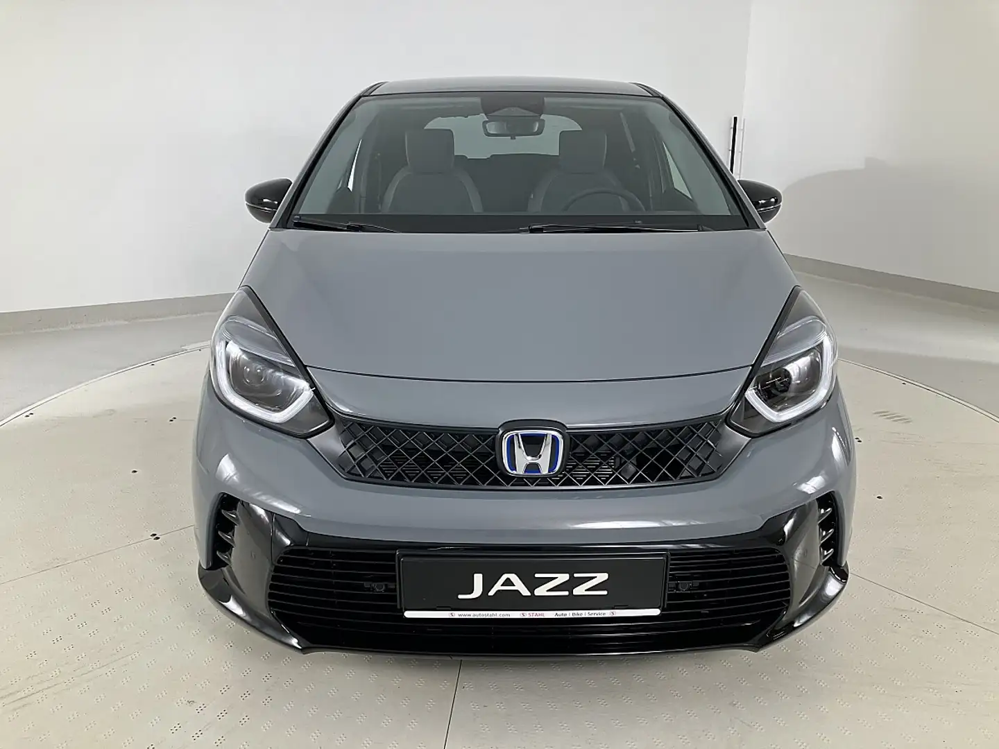 Honda Jazz 1,5 i-MMD Hybrid Advance Sport Aut. Grau - 2