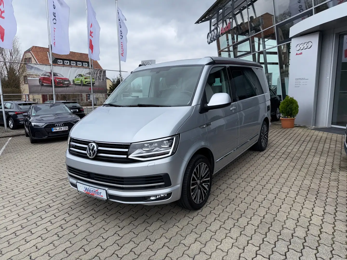 Volkswagen T6 California Ocean 2.0TDI Allrad Navi LED Kamera ACC Silber - 2