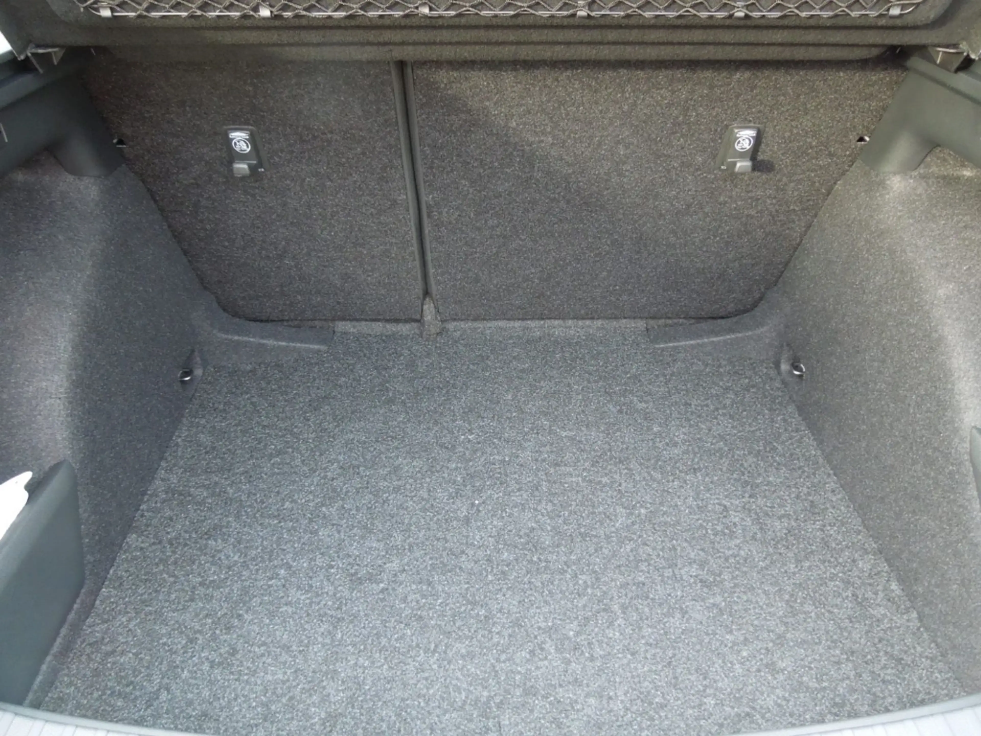 Skoda Scala 1.0 TSI Selection/LED/Sitzheizung/Kamera — photo 11