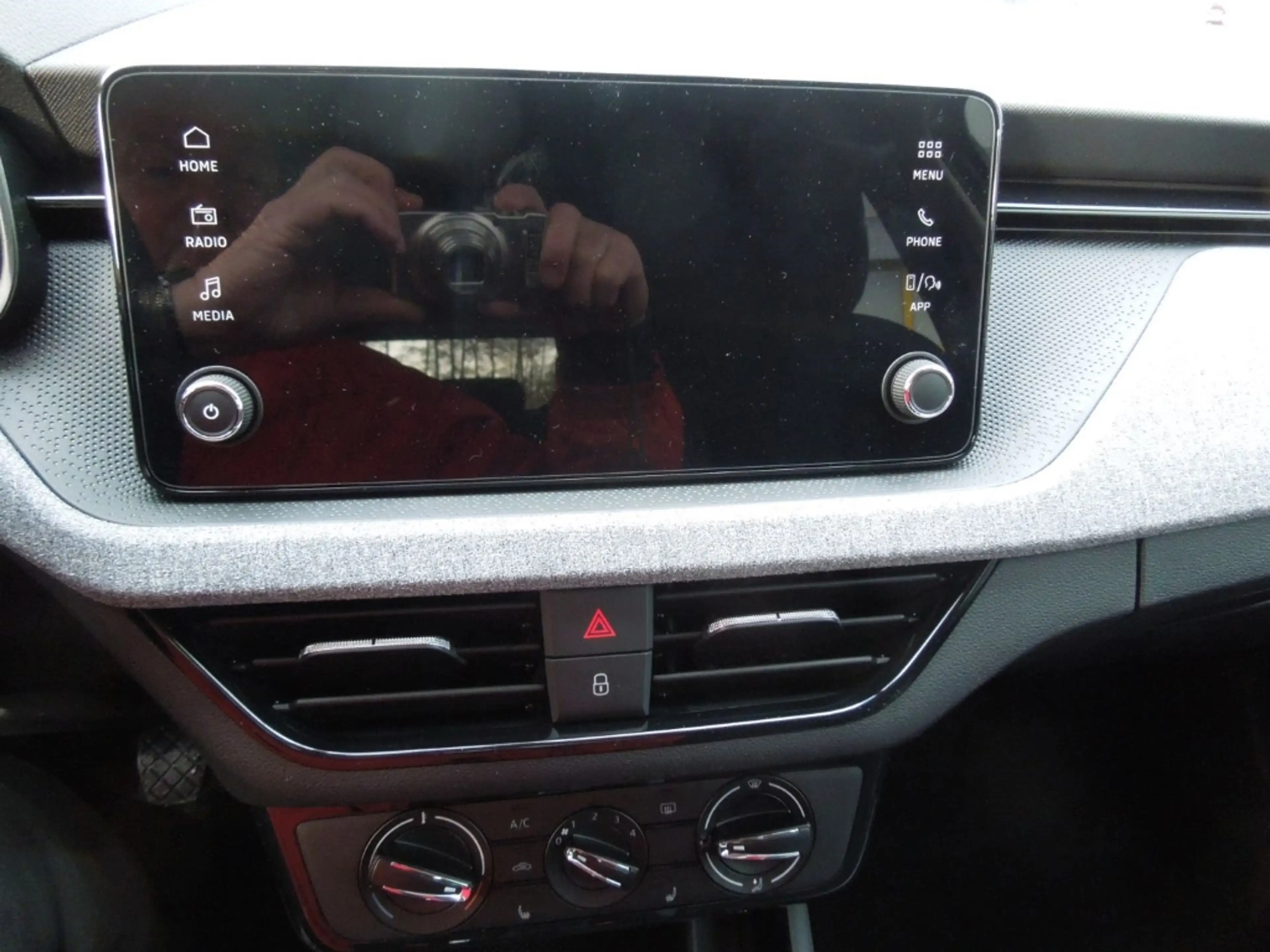 Skoda Scala 1.0 TSI Selection/LED/Sitzheizung/Kamera — photo 7