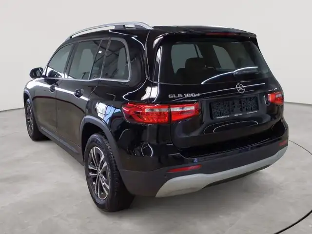 Mercedes-Benz GLB view 5