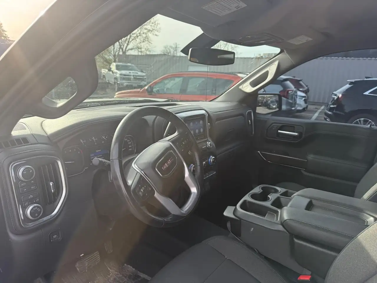 GMC Sierra 1500 снимка GMC Sierra 1500
