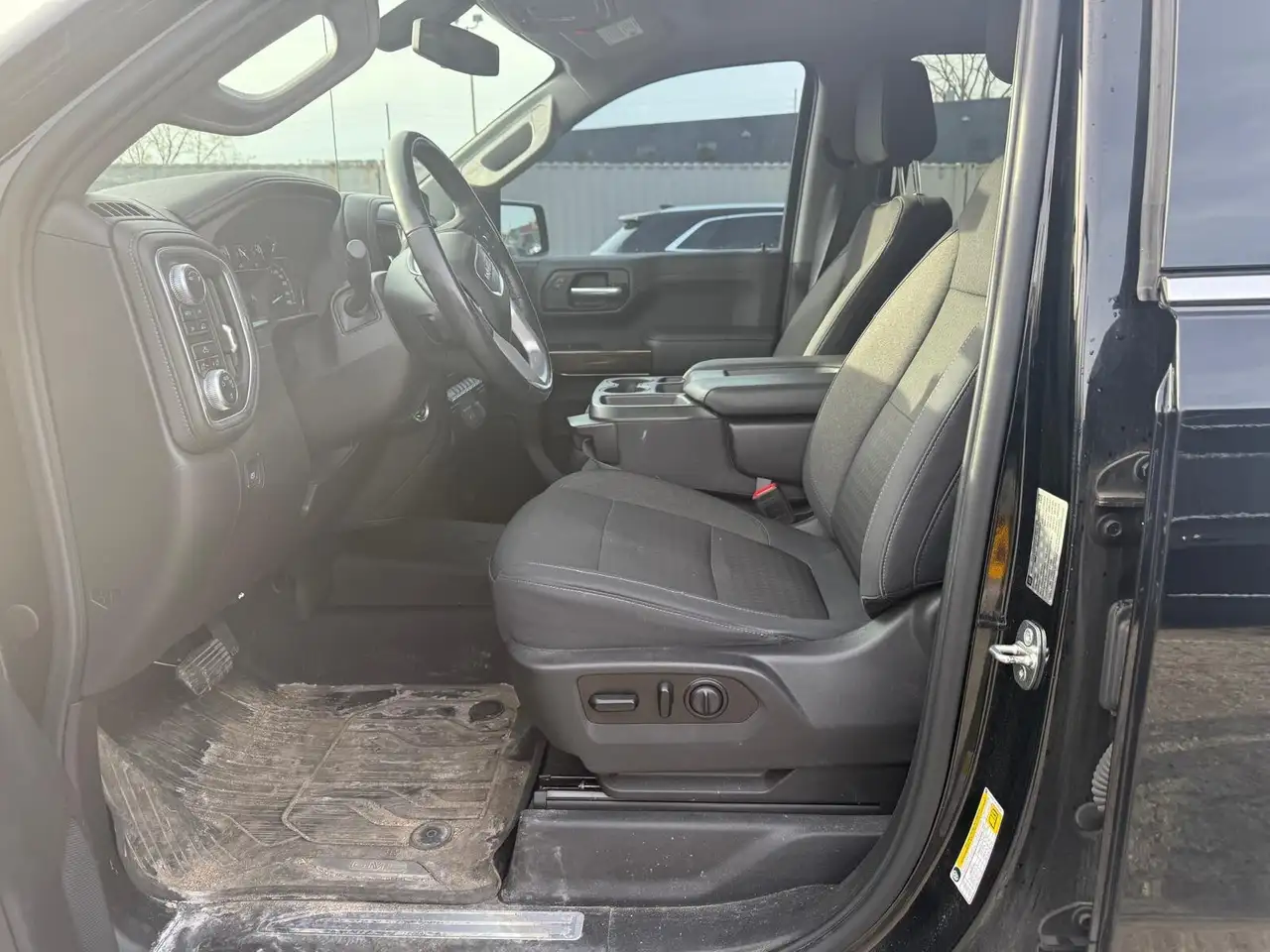 GMC Sierra 1500 снимка GMC Sierra 1500