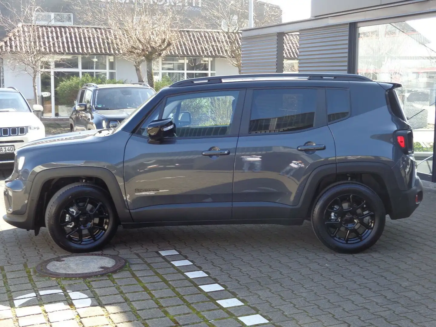 Jeep Renegade e-Hybrid Upland 1.5l MHEV Gris - 2