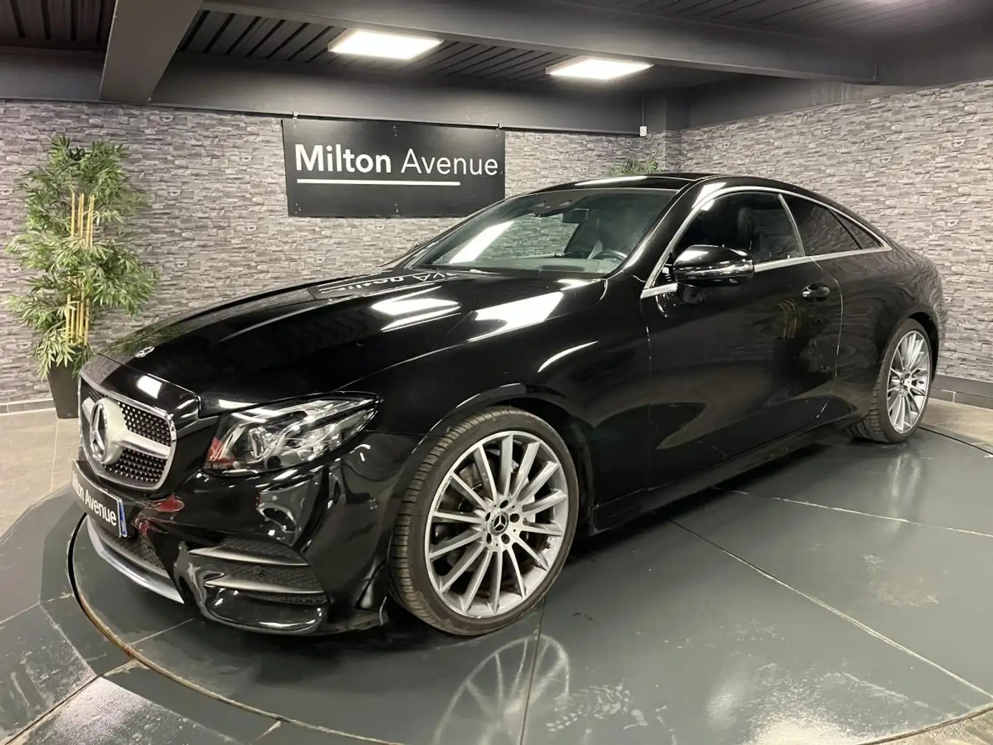 Mercedes-Benz E 220 Coupé E 220 d - BVA 9G-Tronic  Sportline - Noir - 1
