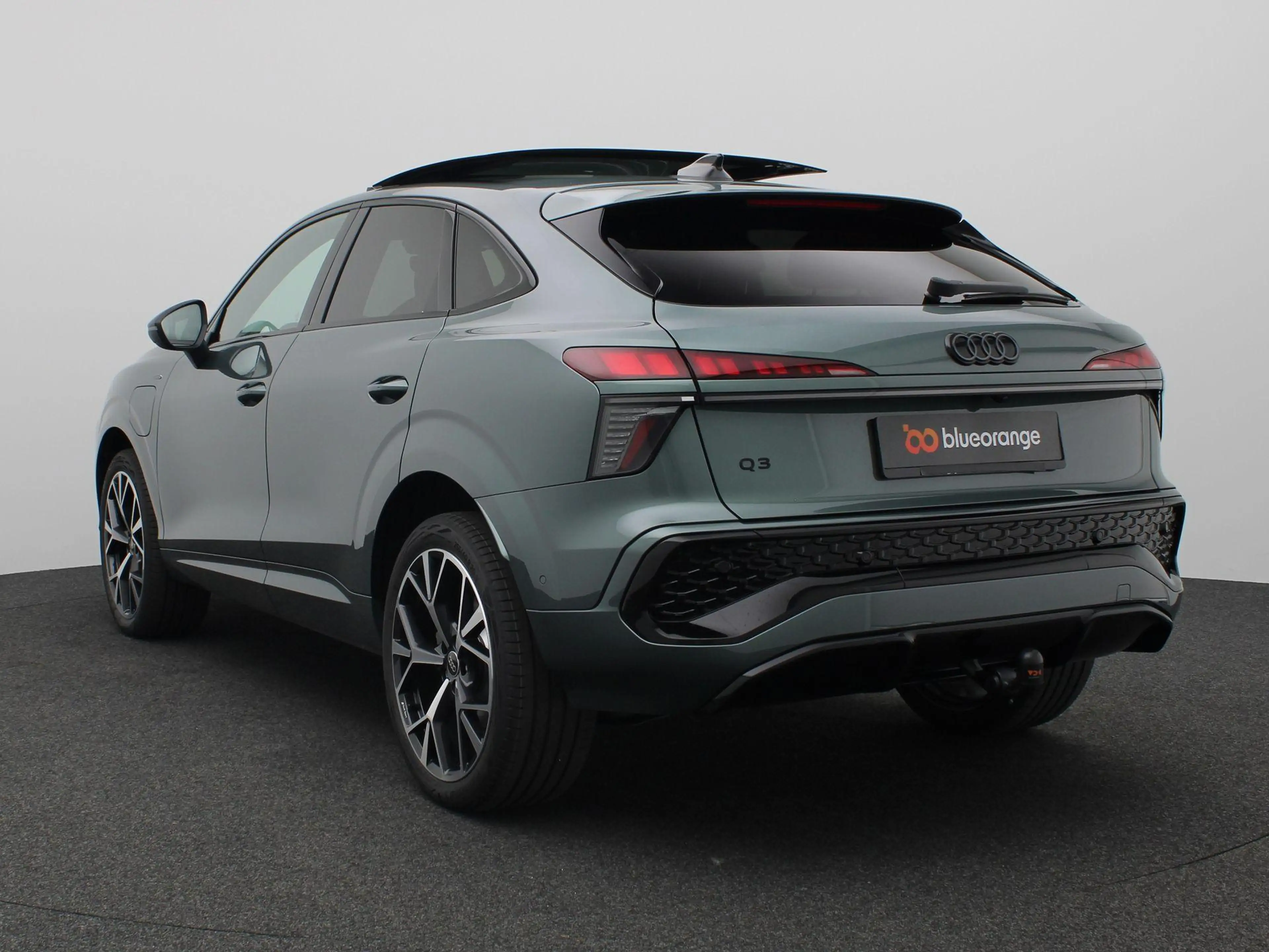Audi Q3 Sportback 1.5 e-hybrid S edition 272PK S-Tronic SO — photo 10