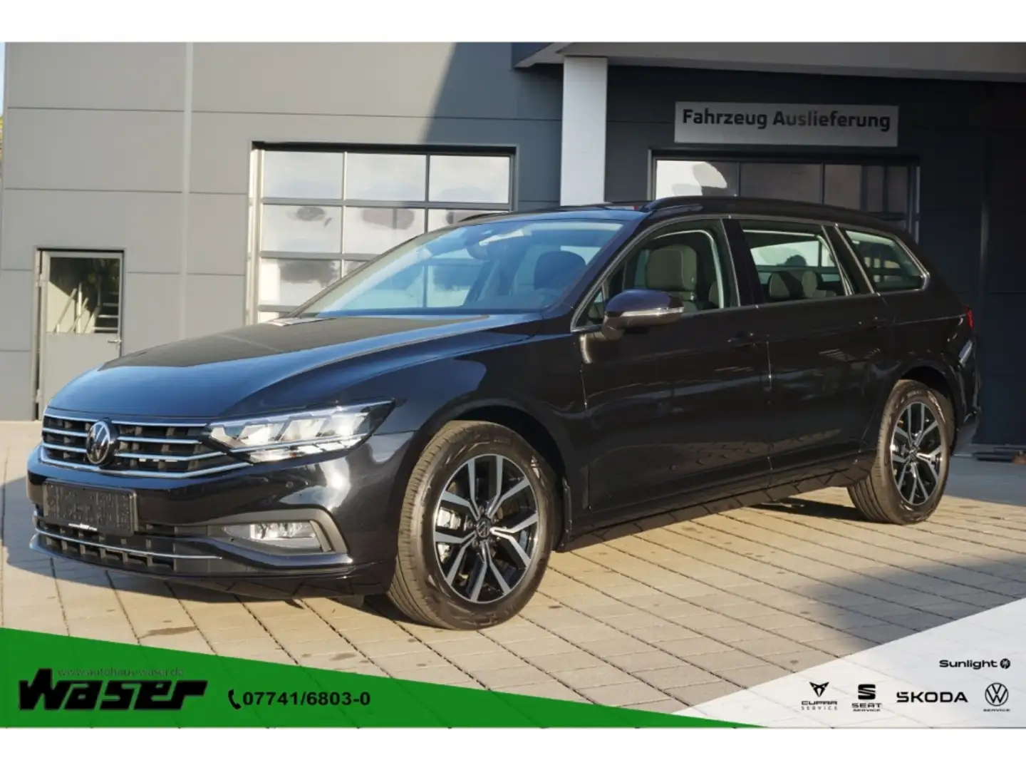 Volkswagen Passat Variant 1.5 TSI Business DSG Navi LED ACC 17'' Schwarz - 1