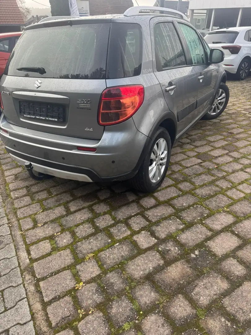 Suzuki SX4 Club - Style 4X4 Allrad Zilver - 2