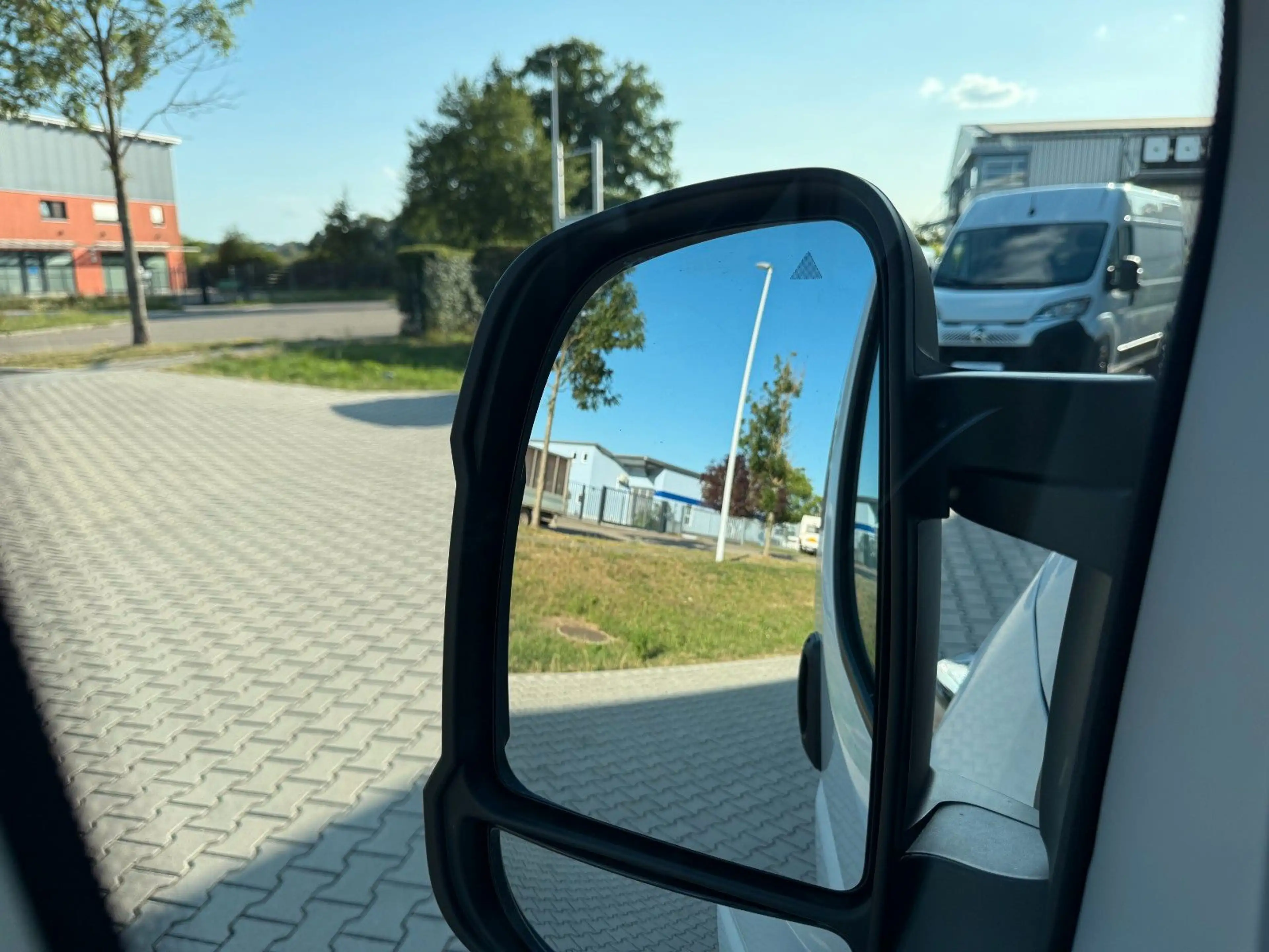 Citroen Jumper Kasten Hochraum 35 L3H2 BlueHDi 180 — photo 13