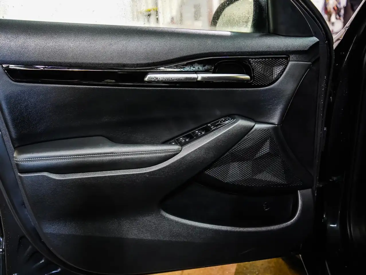 Kia Seltos снимка Kia Seltos