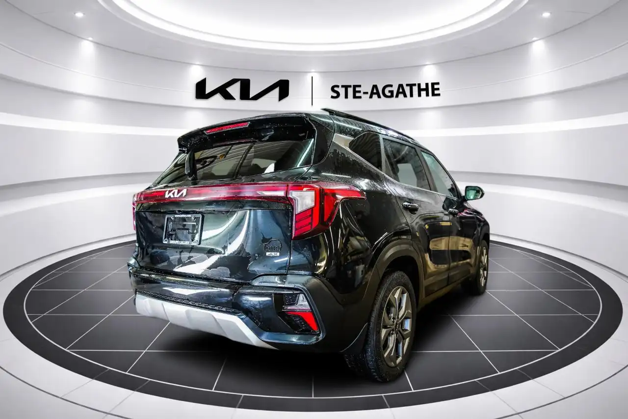 Kia Seltos снимка Kia Seltos
