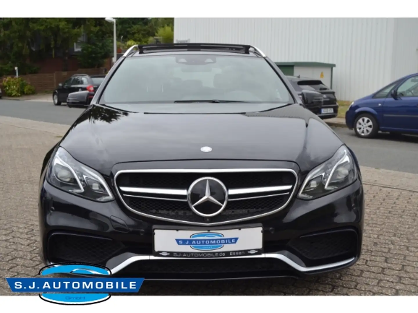 Mercedes-Benz E 63 AMG T-Modell 4Matic ,Pano,Leder,TOP Noir - 2