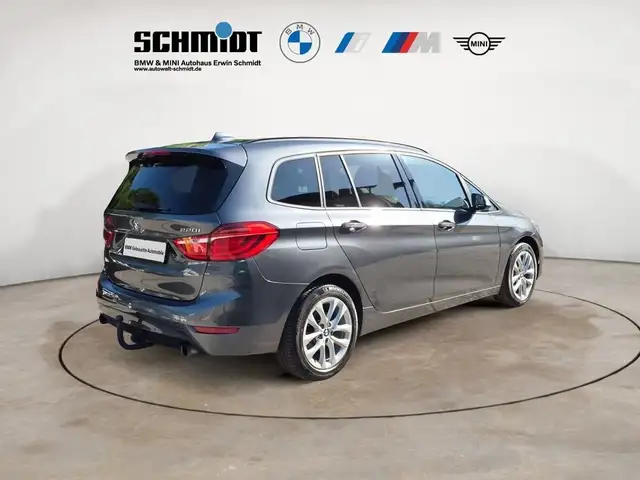 BMW I view 4
