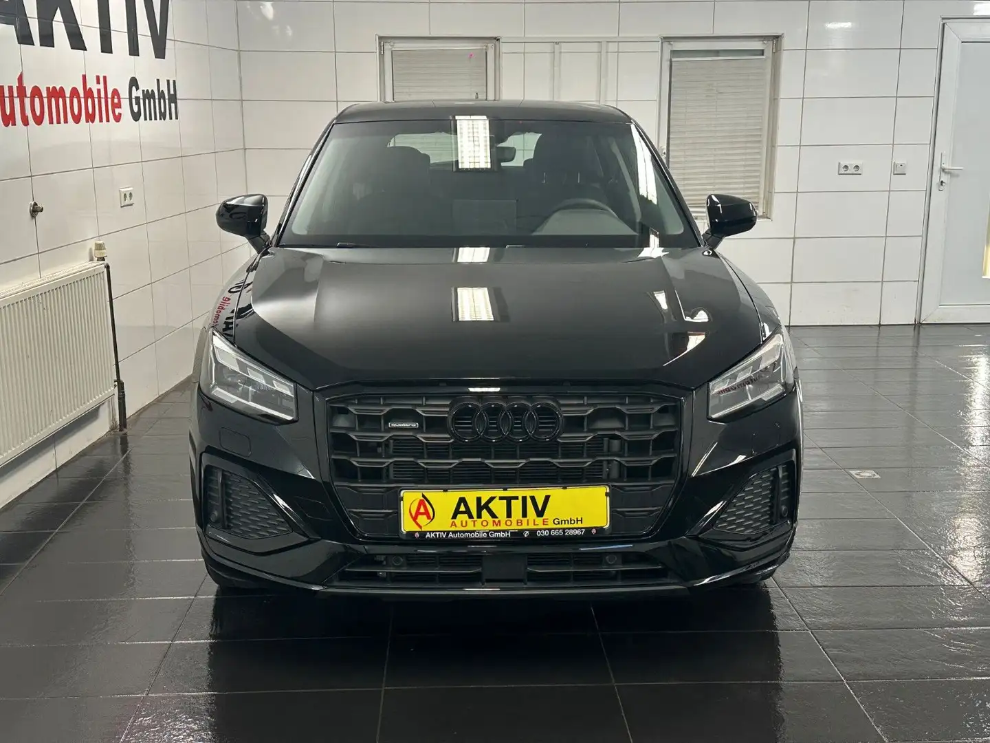 Audi Q2 40 TFSI quattro *12 Tkm*Automatik*Matrix LED* Schwarz - 2