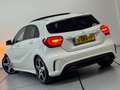 Mercedes-Benz A 250 4MATIC Ambition AMGLine Panodak AUT Bílá - thumbnail 5