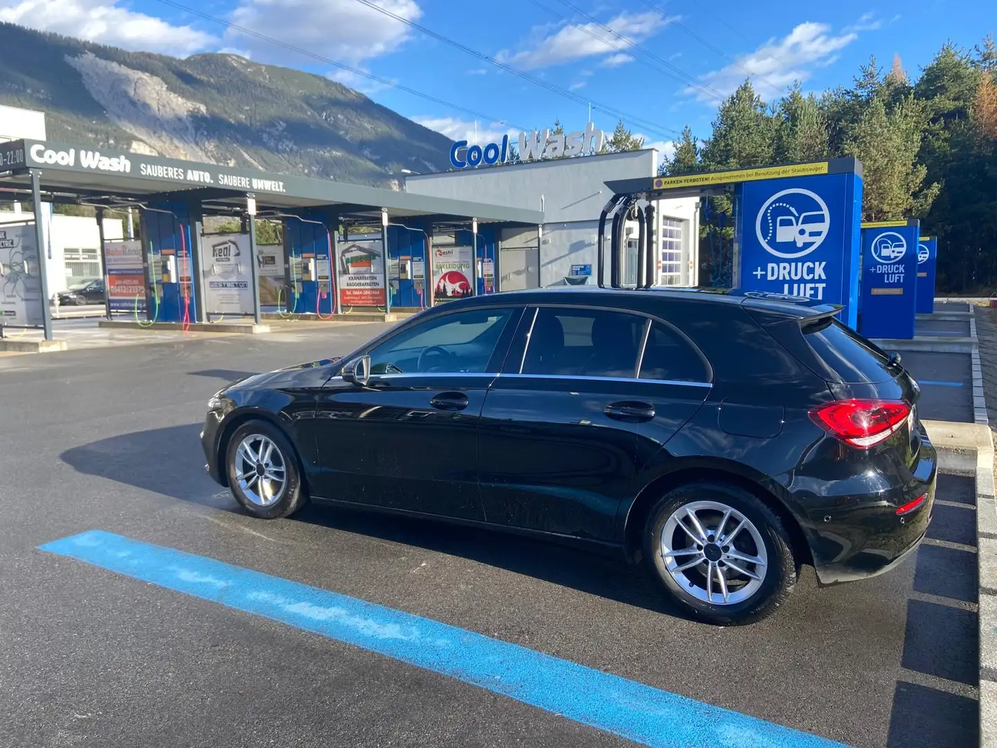 Mercedes-Benz A 180 A 180 d Austria Edition Schwarz - 1
