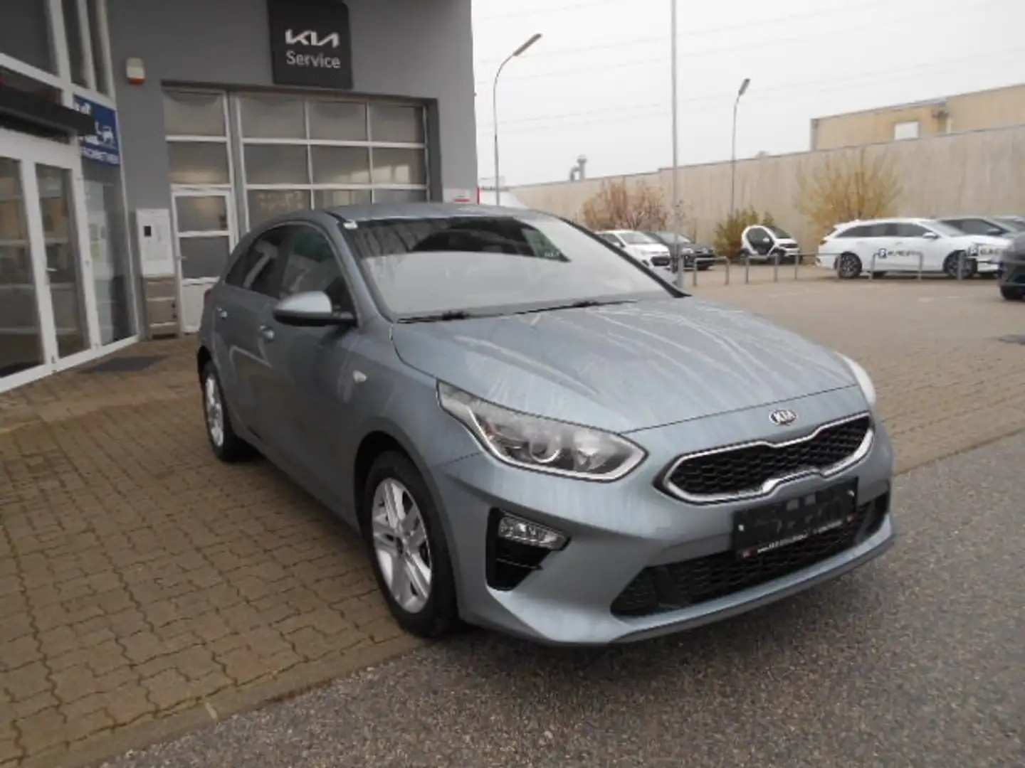 Kia Ceed / cee'd ceed 1,6 CRDi ISG Silber Argent - 2