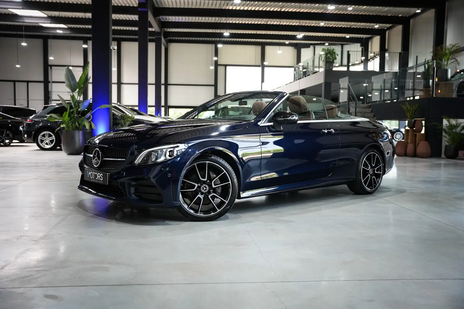 Mercedes-Benz C 180 Cabriolet - AMG-pack - Burmester - ACC - HUD - Bleu - 1