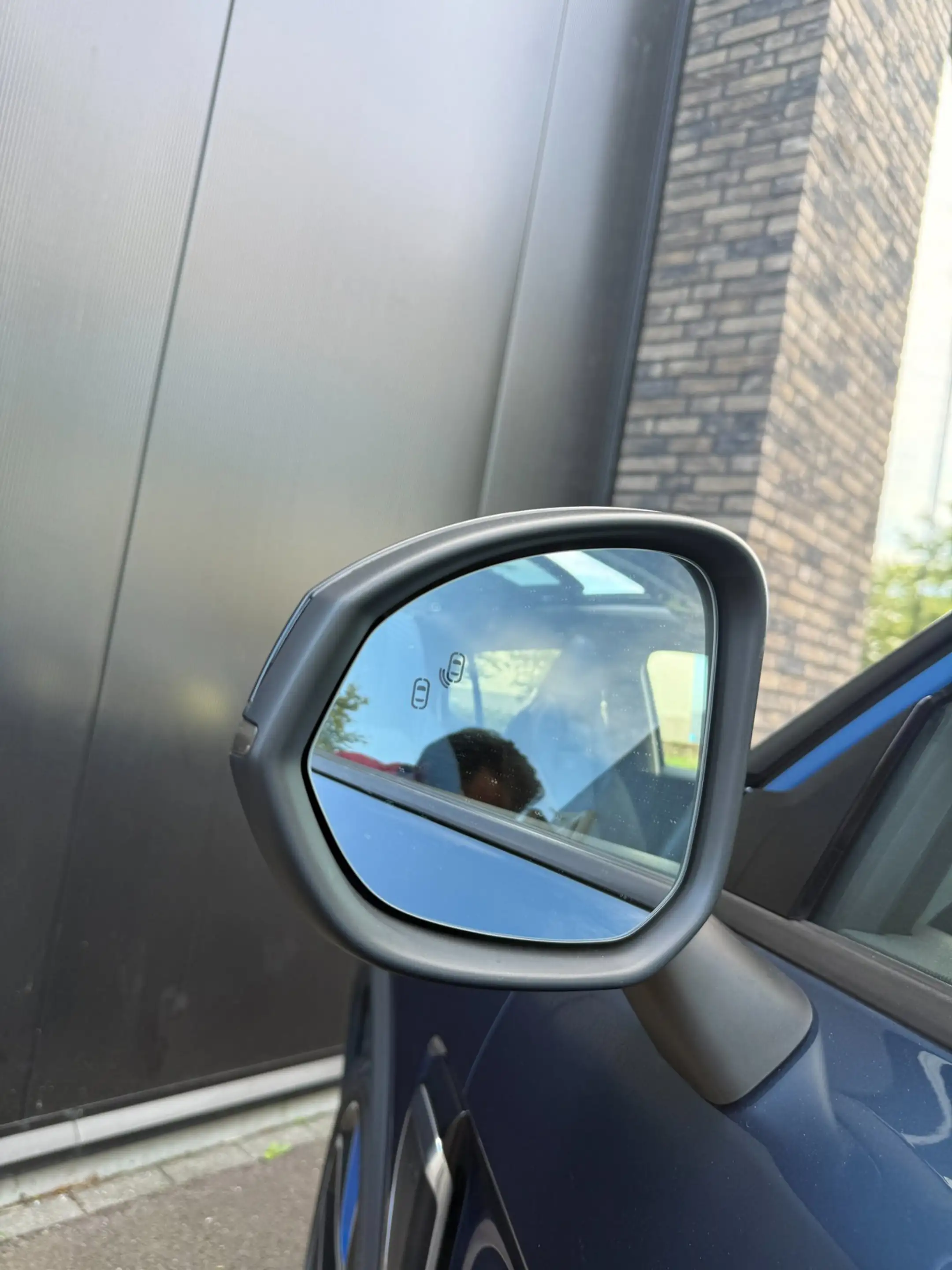 Lynk & Co 01 1.5 More PHEV Panorama, Winter pack, Navi, Camera — photo 37