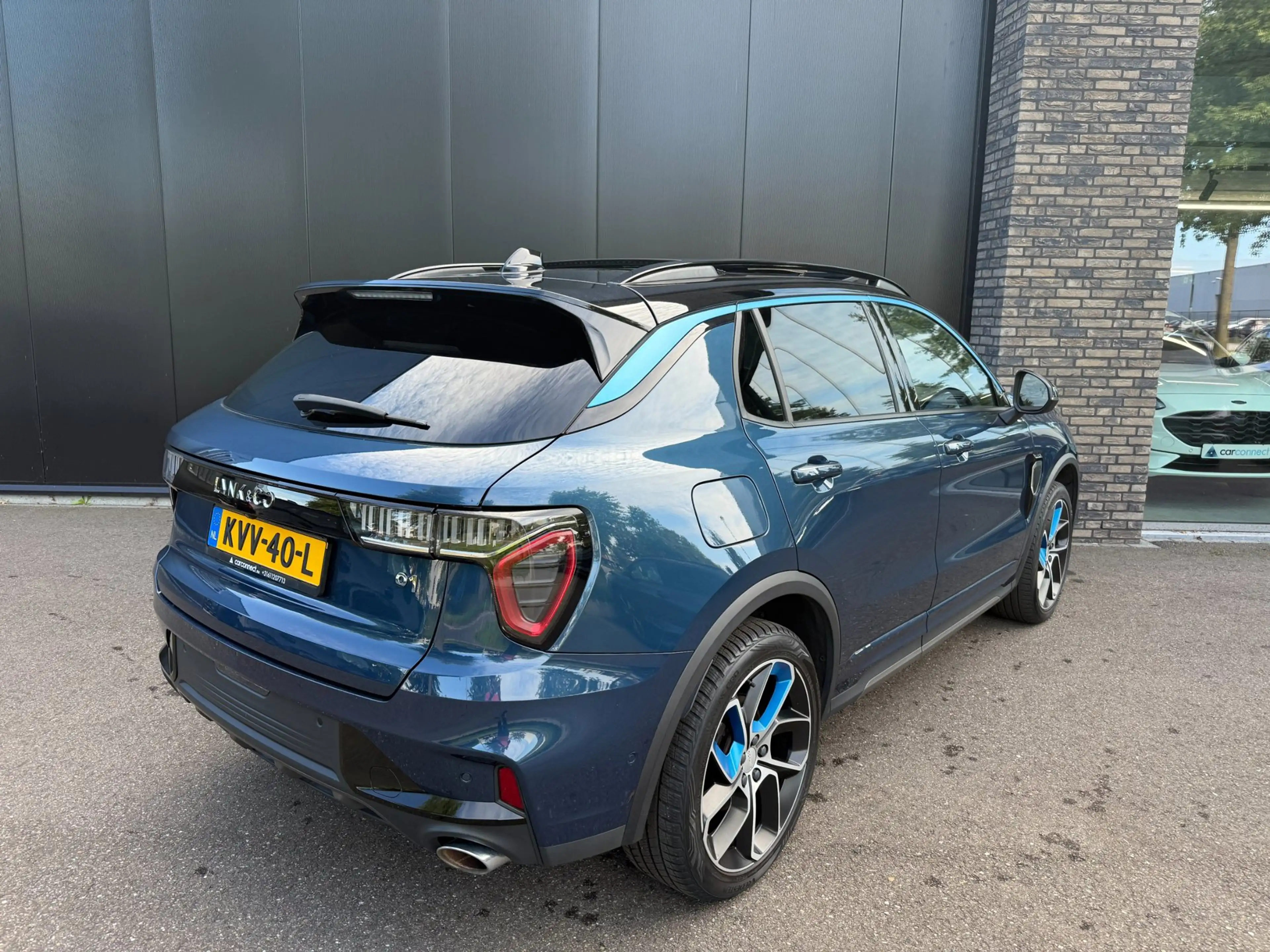 Lynk & Co 01 1.5 More PHEV Panorama, Winter pack, Navi, Camera — photo 6