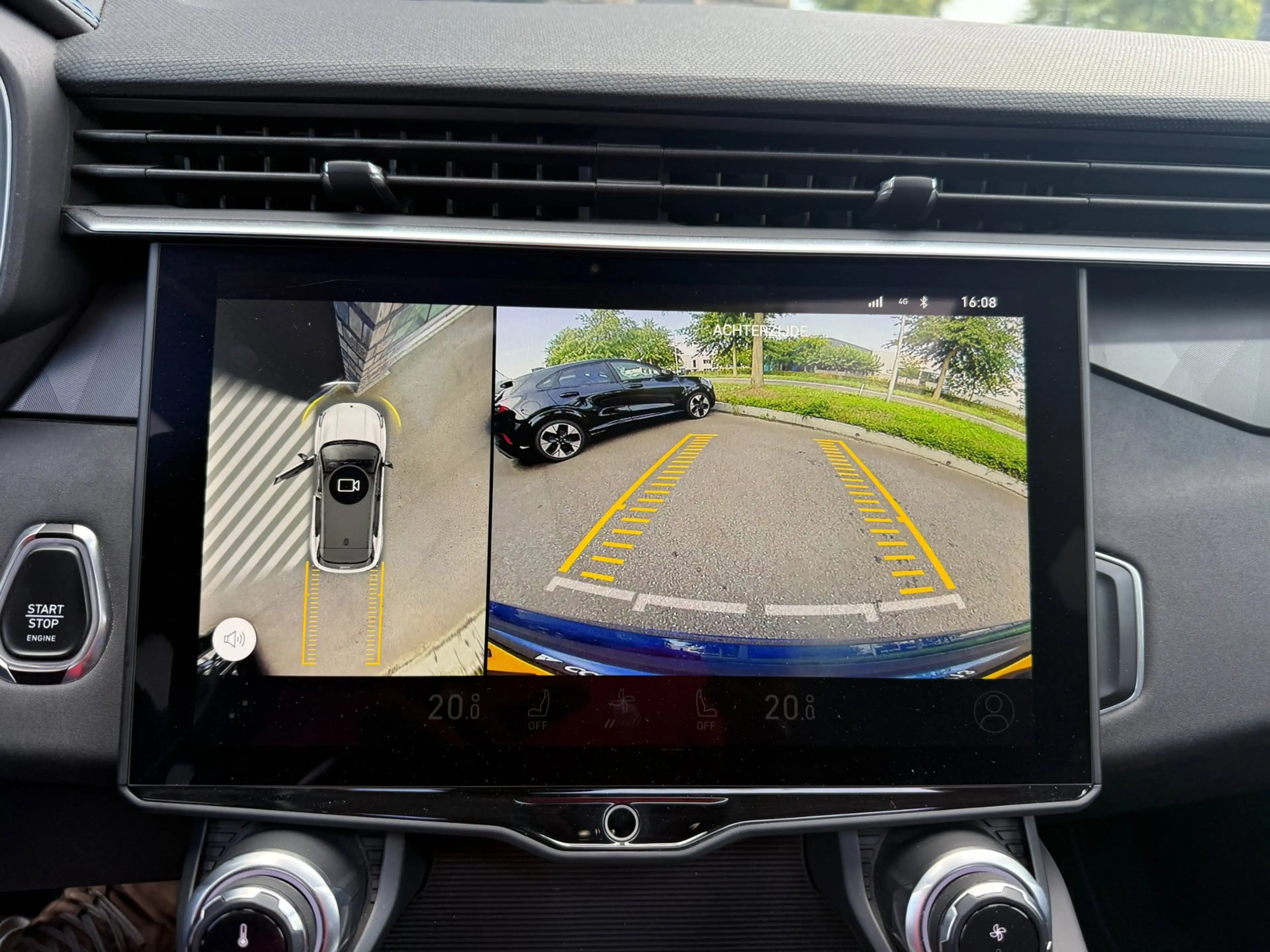 Lynk & Co 01 1.5 More PHEV Panorama, Winter pack, Navi, Camera — photo 19
