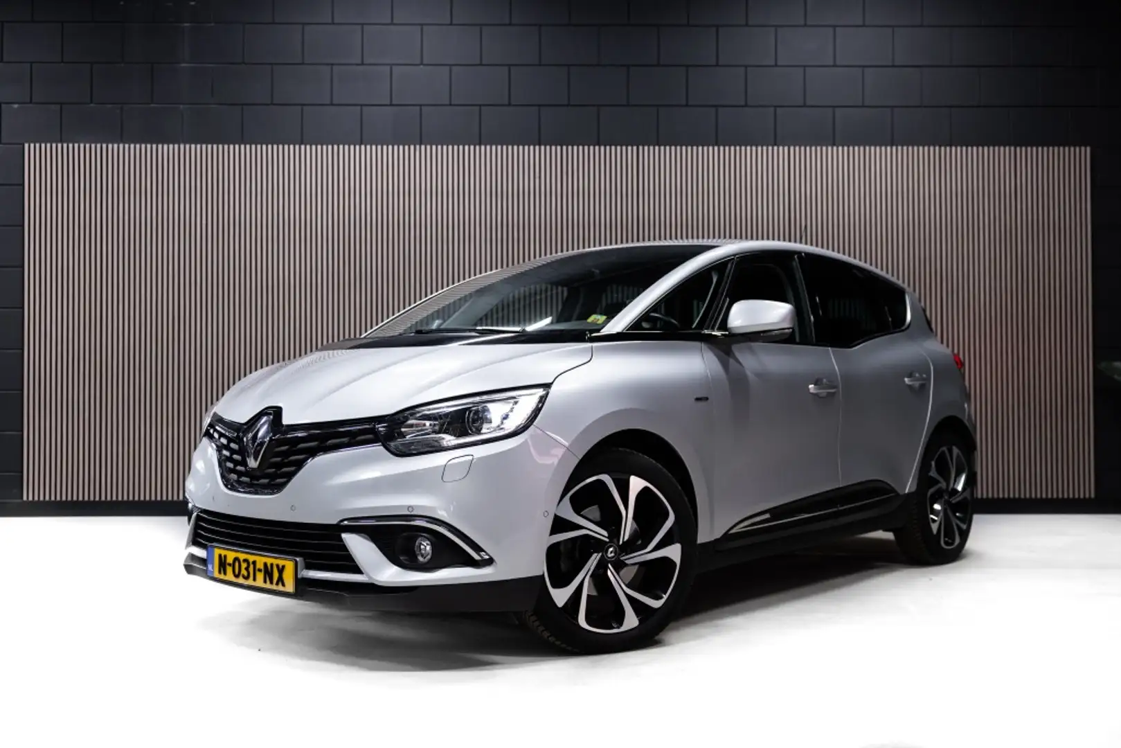 Renault Scenic 1.2 TCe Bose | Massage | Trekhaak | Gris - 1