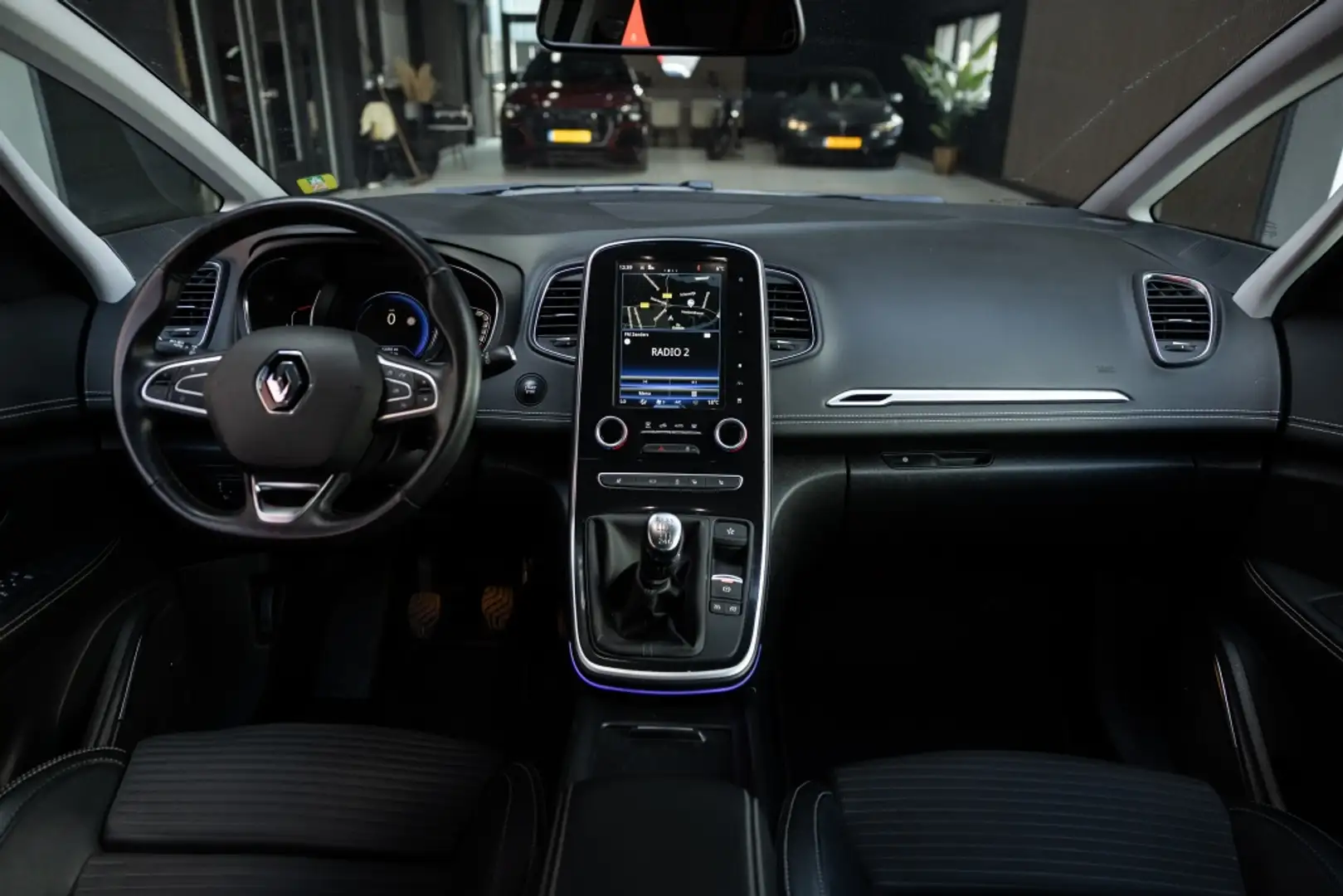 Renault Scenic 1.2 TCe Bose | Massage | Trekhaak | Gris - 2